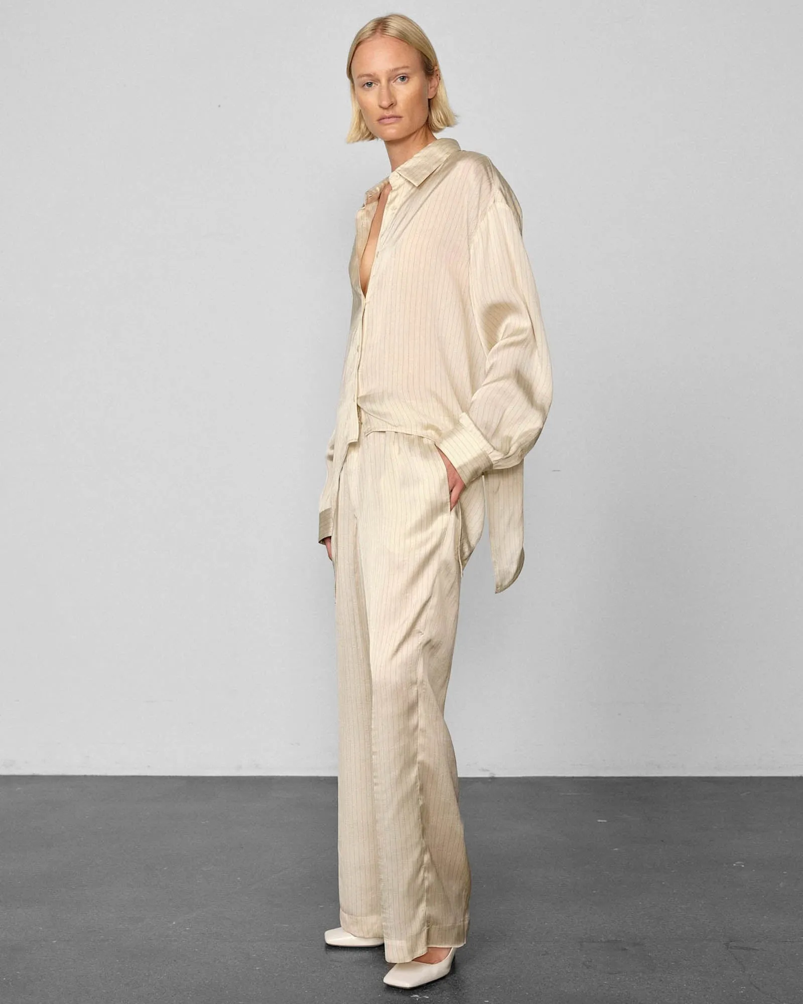 Sander Pants sold by TNT Fashion product image thumbnail 3