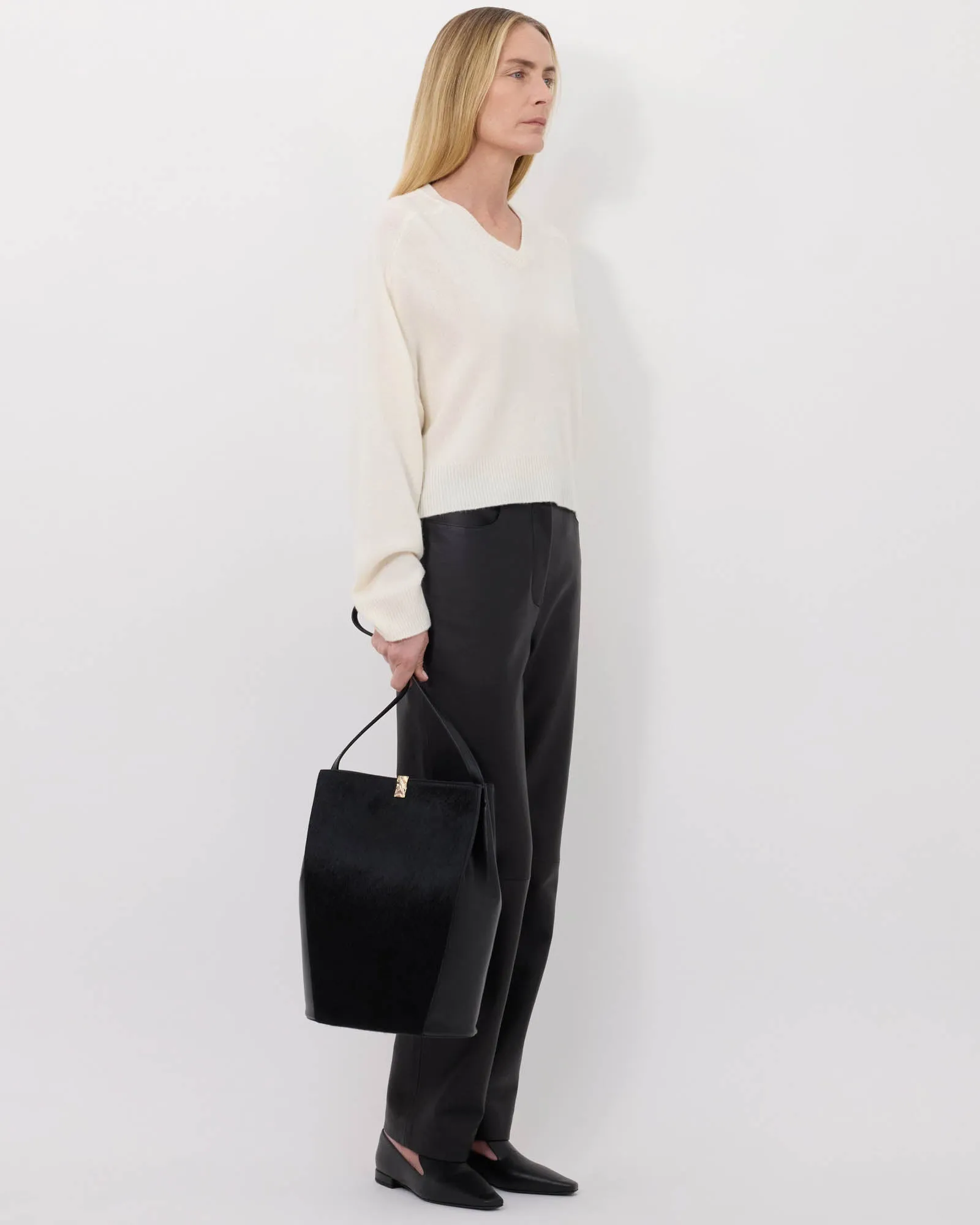 Anzor V-Neck Sweater sold by TNT Fashion product image thumbnail 4