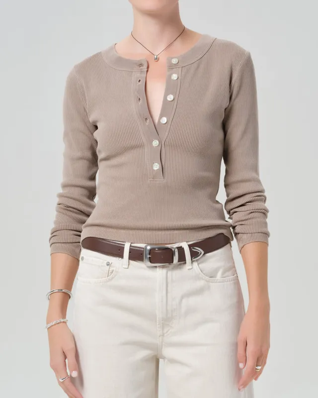 Varra Henley in Sandatlas sold by TNT Fashion
