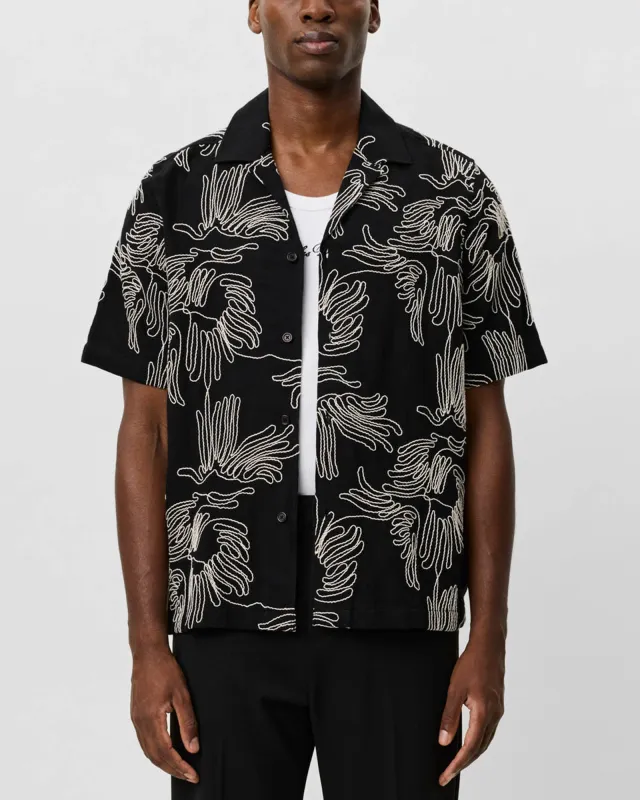 Liam Flower Shirt made by Les Deux