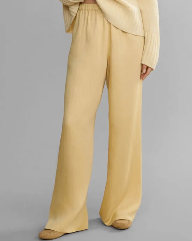 Summer Demi Pant sold by TNT Fashion