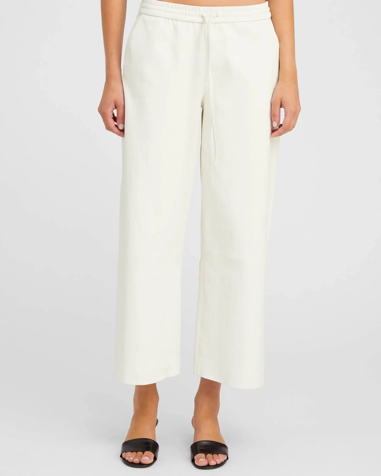 Cropped Baggy Pants sold by TNT Fashion