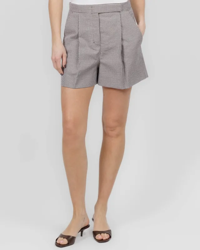 Graphic Short made by Dorothee Schumacher