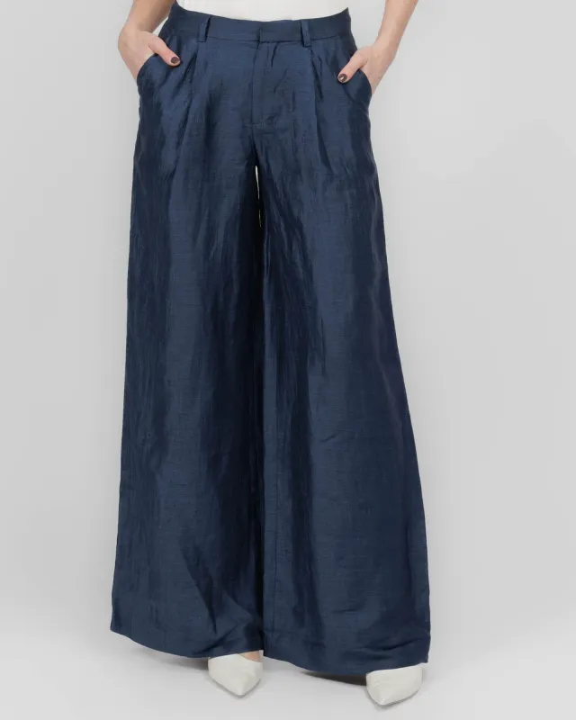 Allanah Mid Rise Trouser sold by TNT Fashion