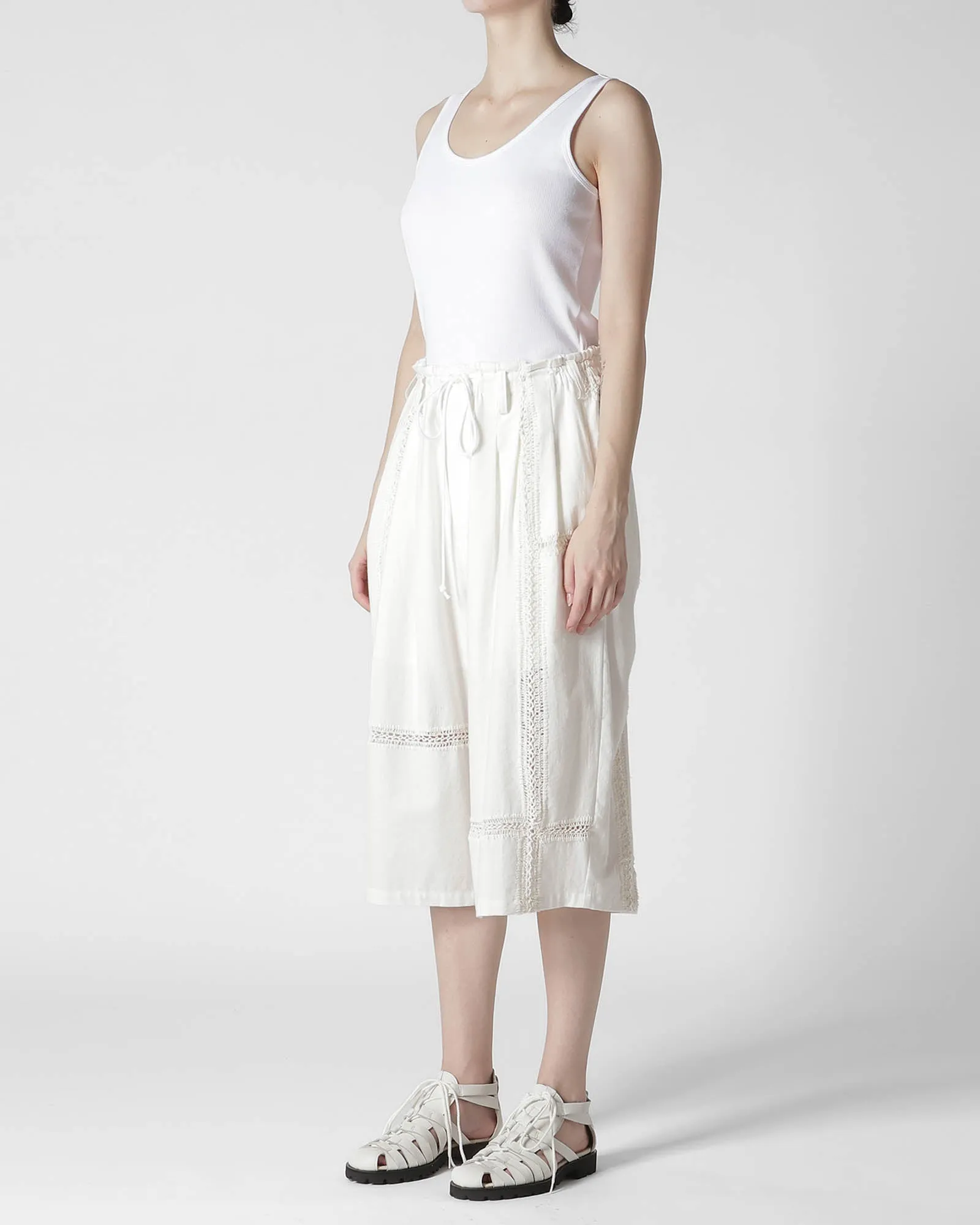 U3 Tuck Half Pant sold by TNT Fashion product image thumbnail 4