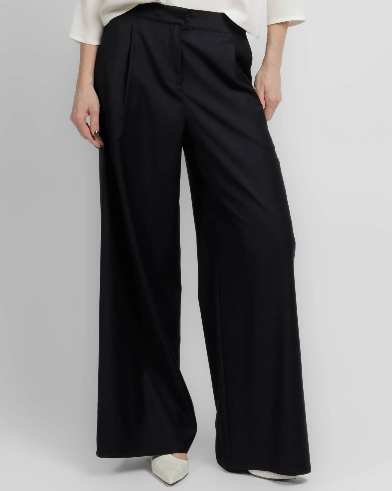 Wool Full Pants sold by TNT Fashion