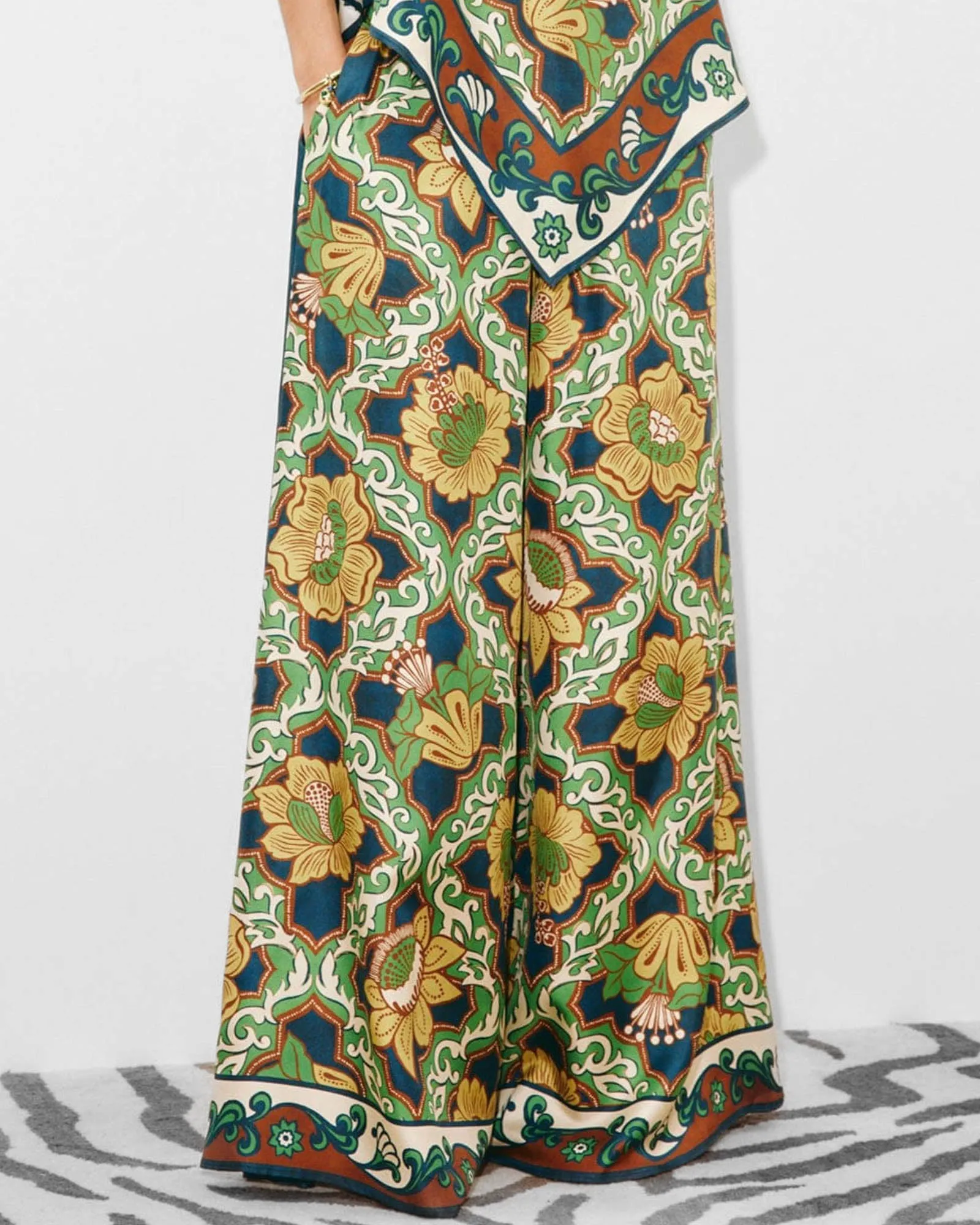 Liana Pant sold by TNT Fashion