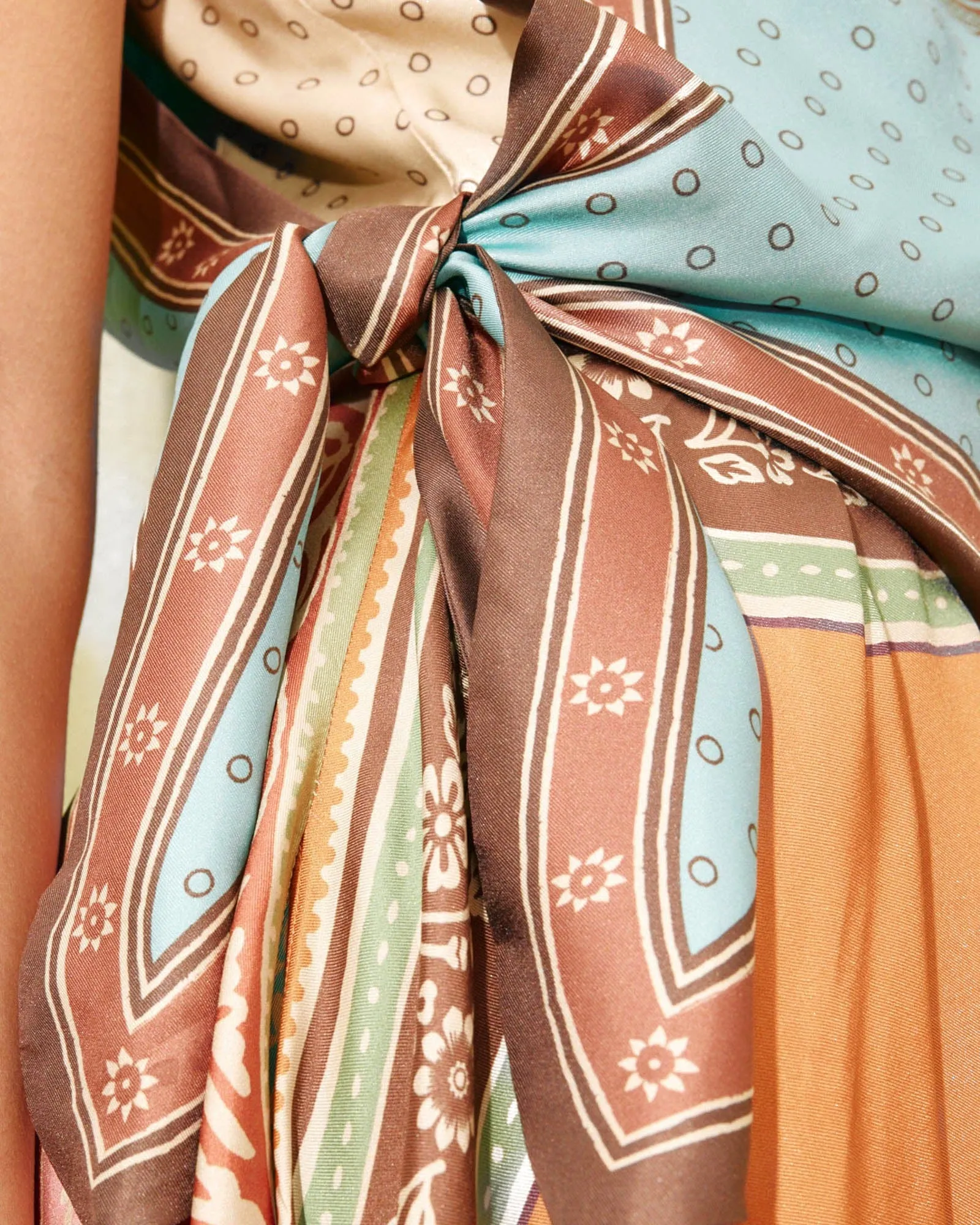 Alberta Scarf Dress sold by TNT Fashion product image thumbnail 4