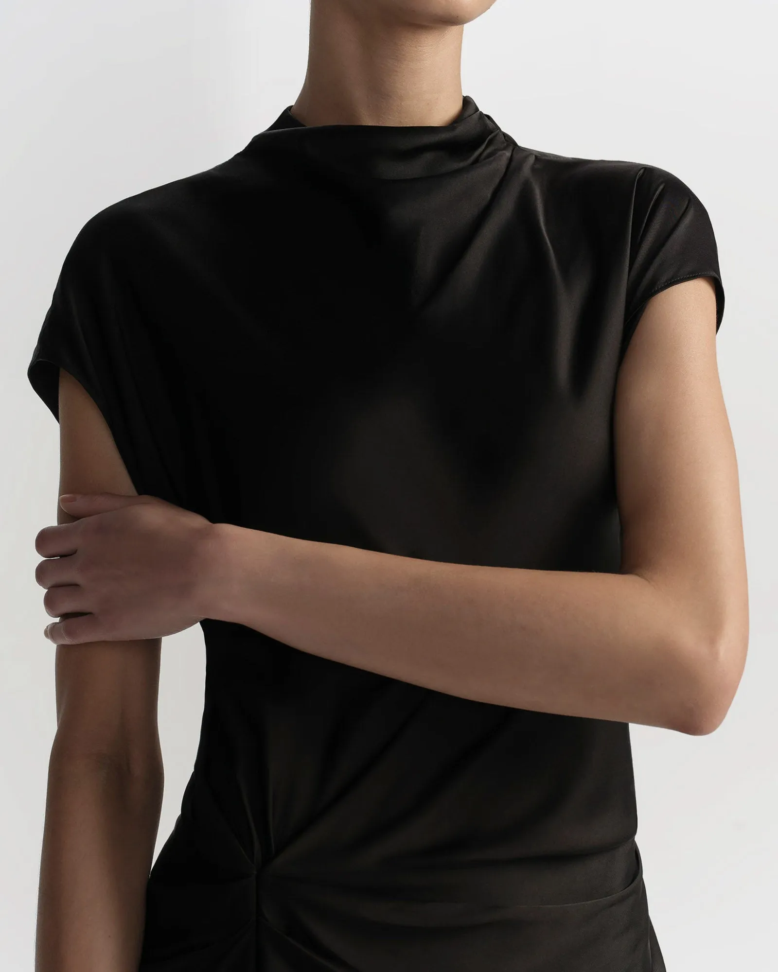 Alma Dress sold by TNT Fashion product image thumbnail 5