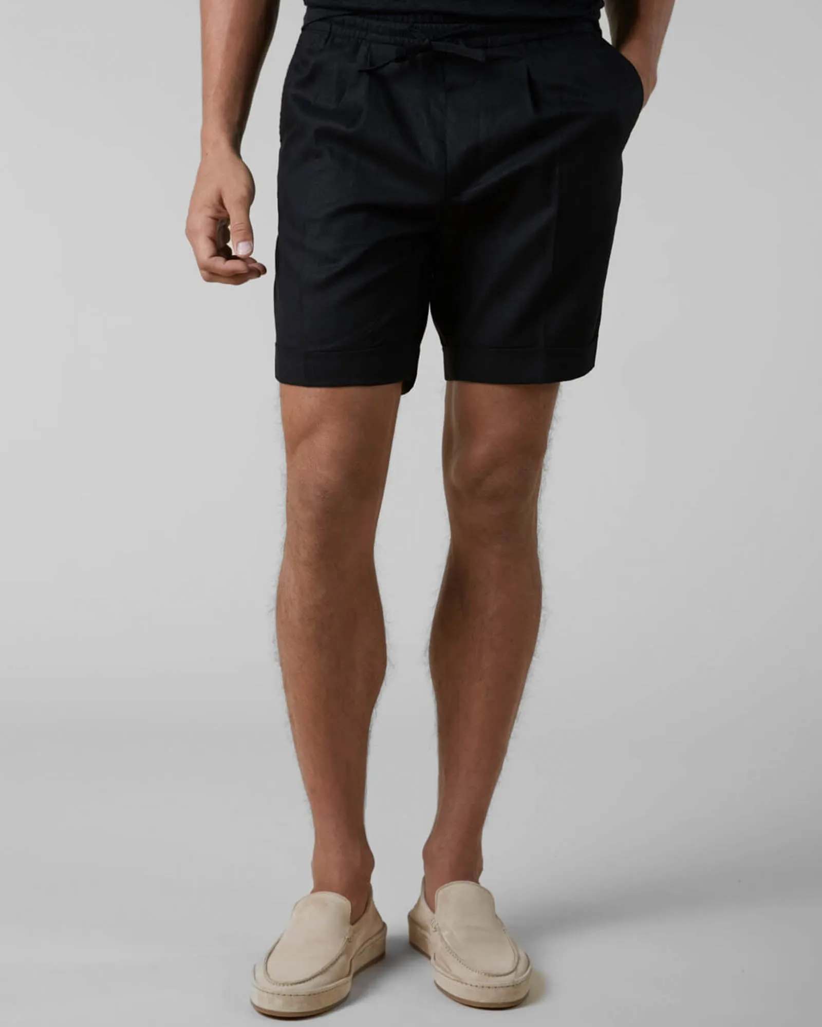 Linen Seaside Shorts sold by TNT Fashion