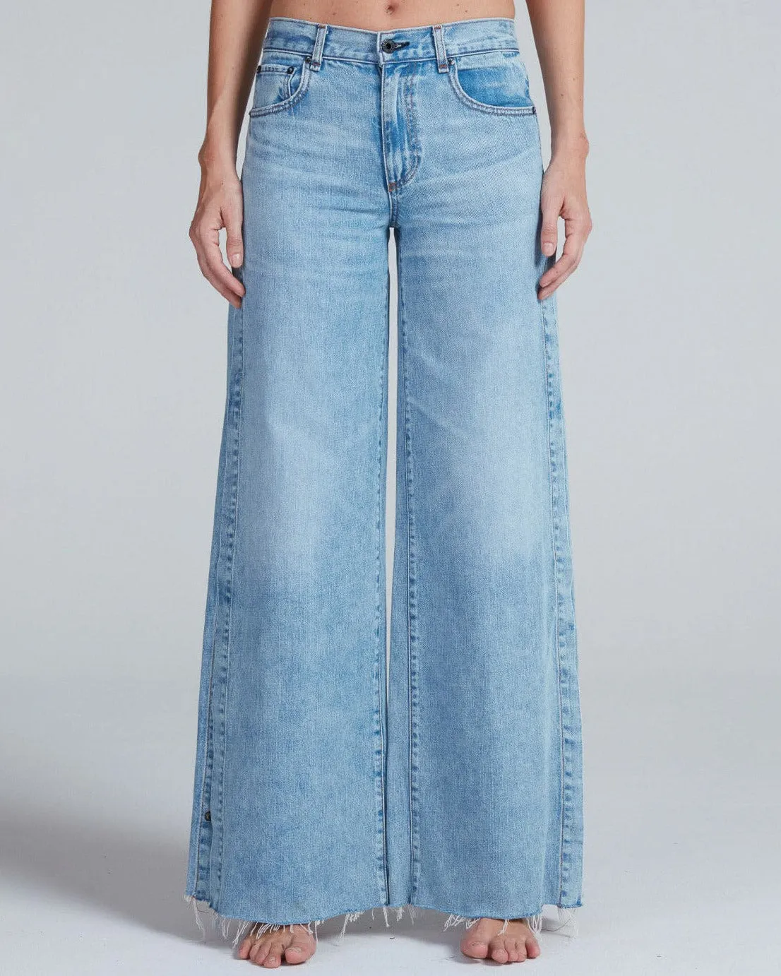 Longboarder Jean sold by TNT Fashion