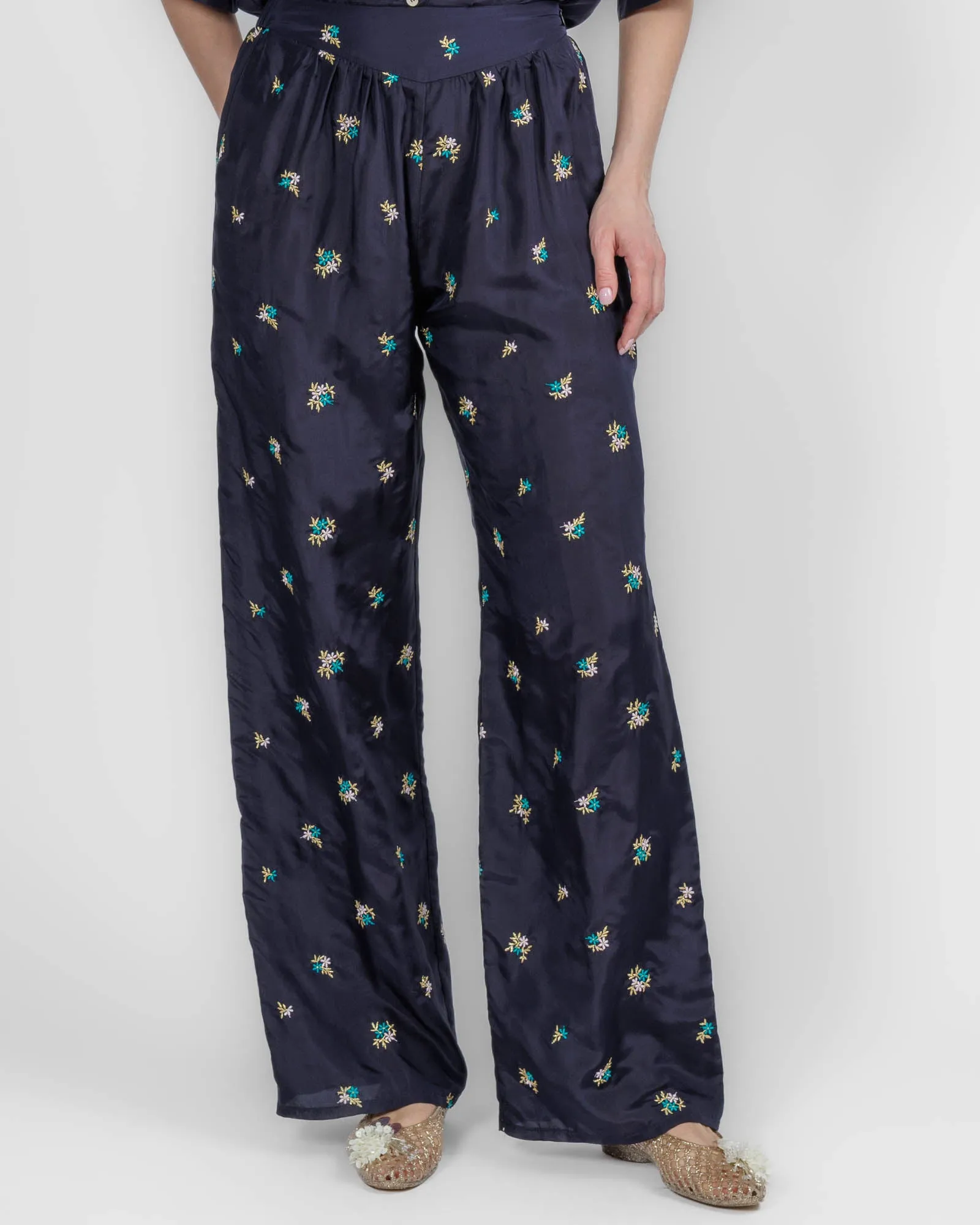 Petites Fleur Pant sold by TNT Fashion product image thumbnail 2