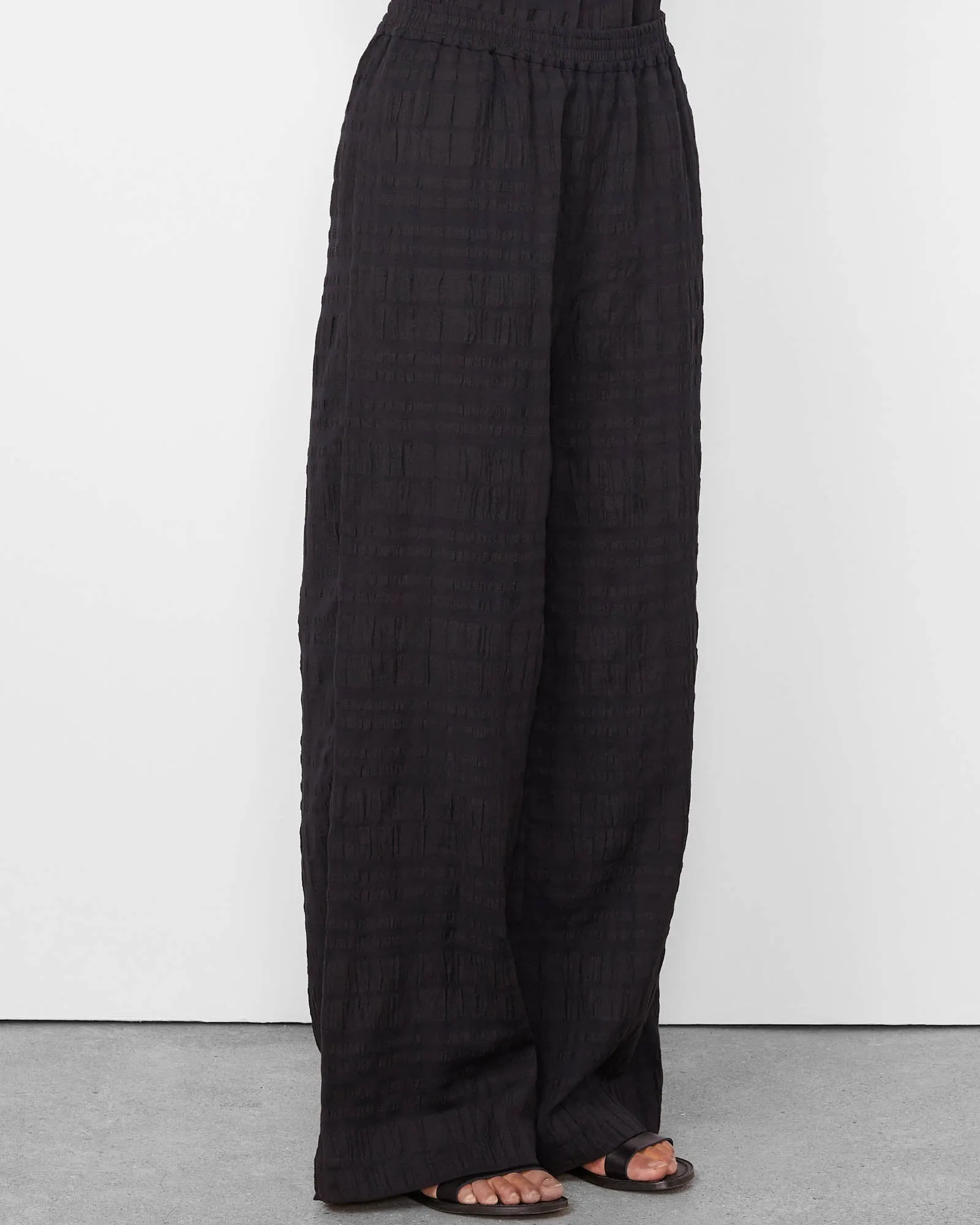 Willa Pants sold by TNT Fashion