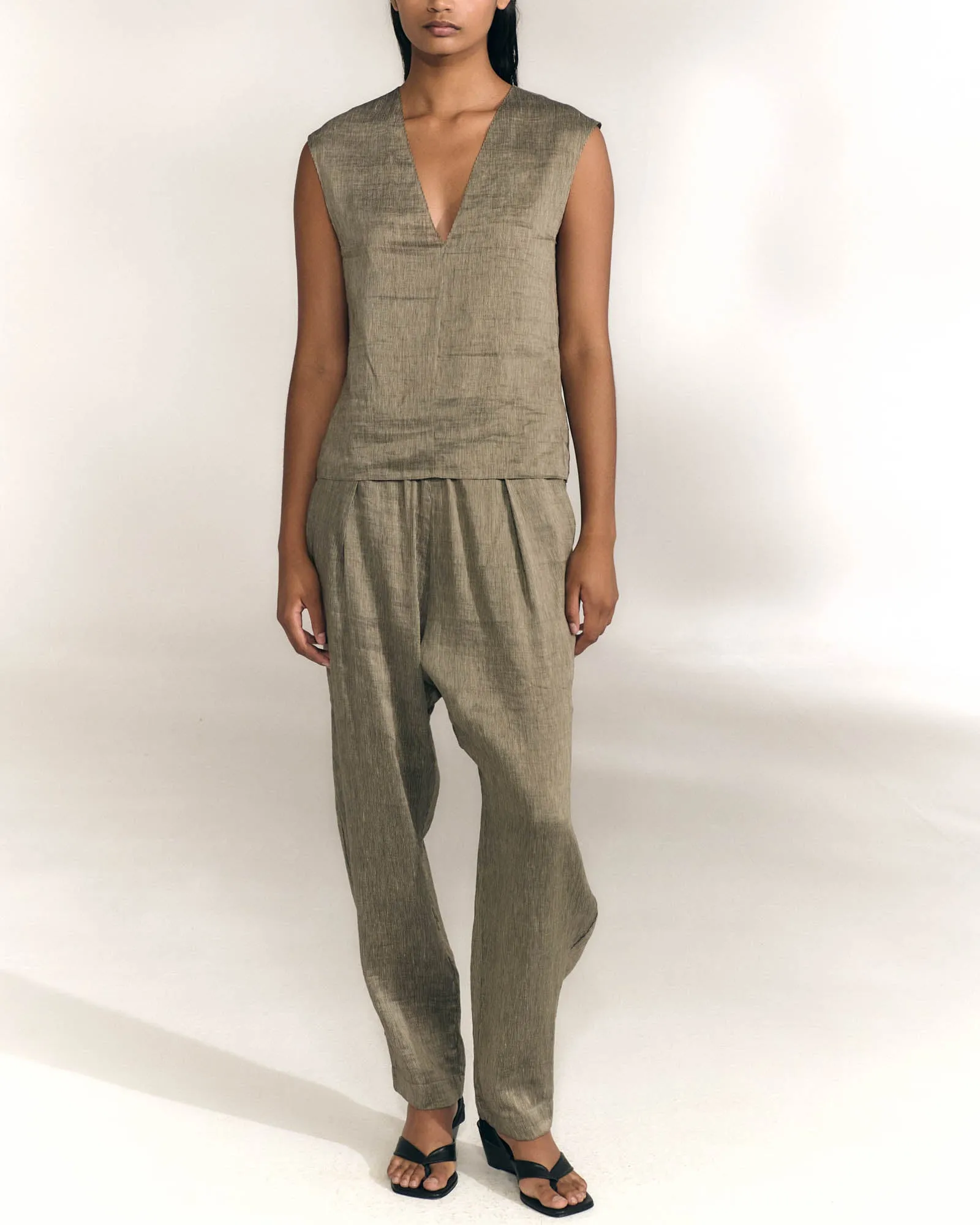 Aria Pants sold by TNT Fashion product image thumbnail 2