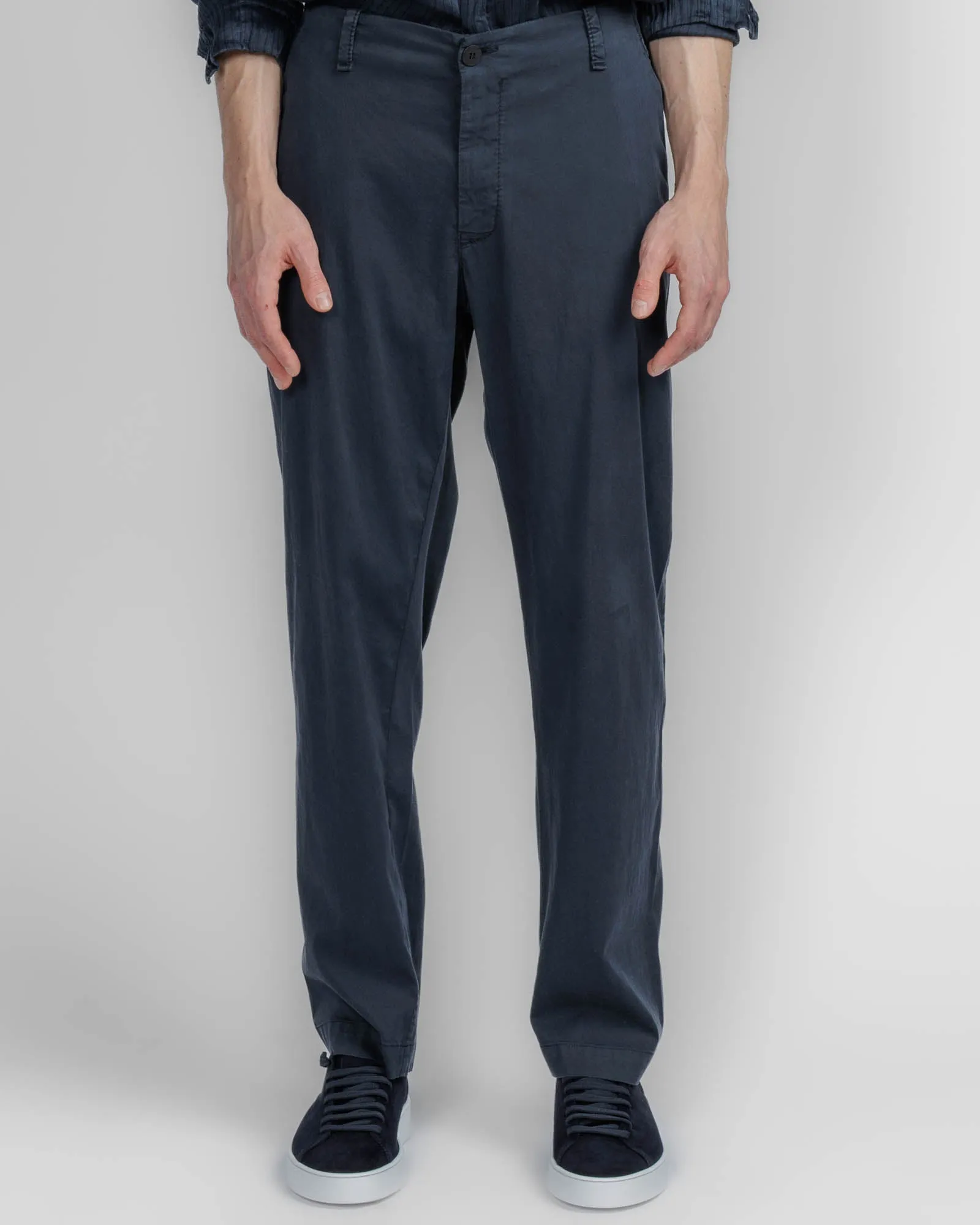 Trousers sold by TNT Fashion