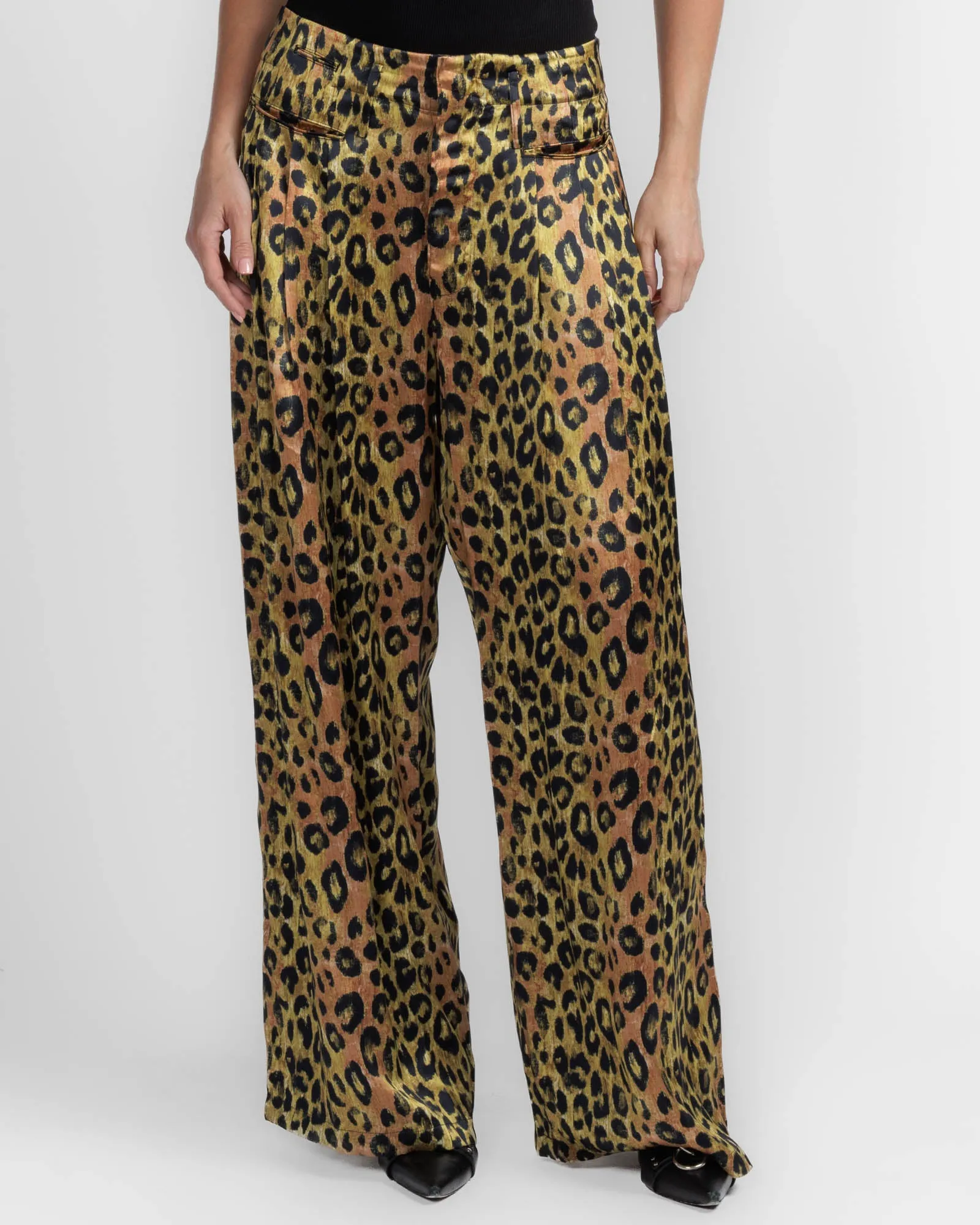 Triple Pleat Pant sold by TNT Fashion
