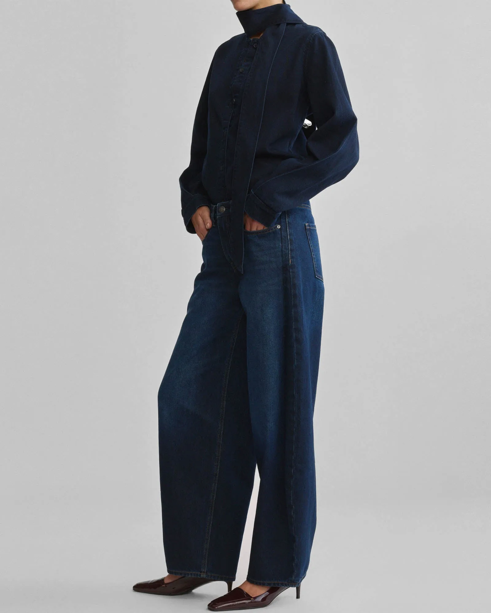 Rori Horseshoe Jean sold by TNT Fashion product image thumbnail 4