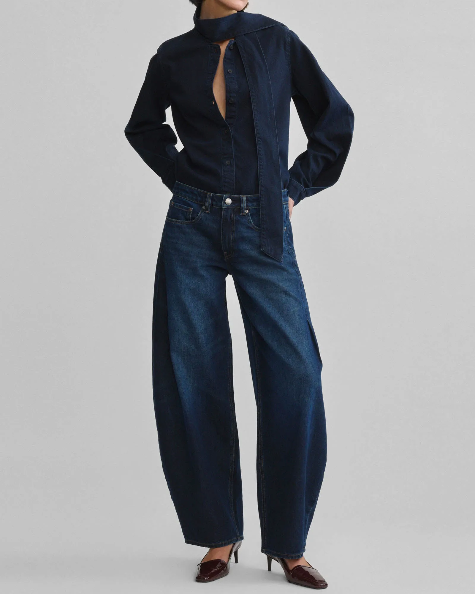 Rori Horseshoe Jean sold by TNT Fashion product image thumbnail 2