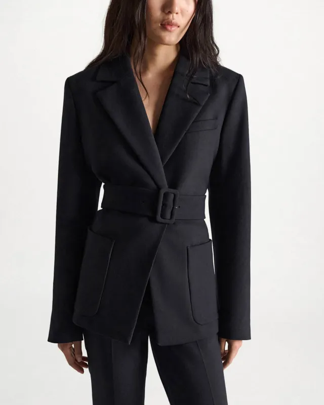 Refresh Ambition Jacket made by Dorothee Schumacher