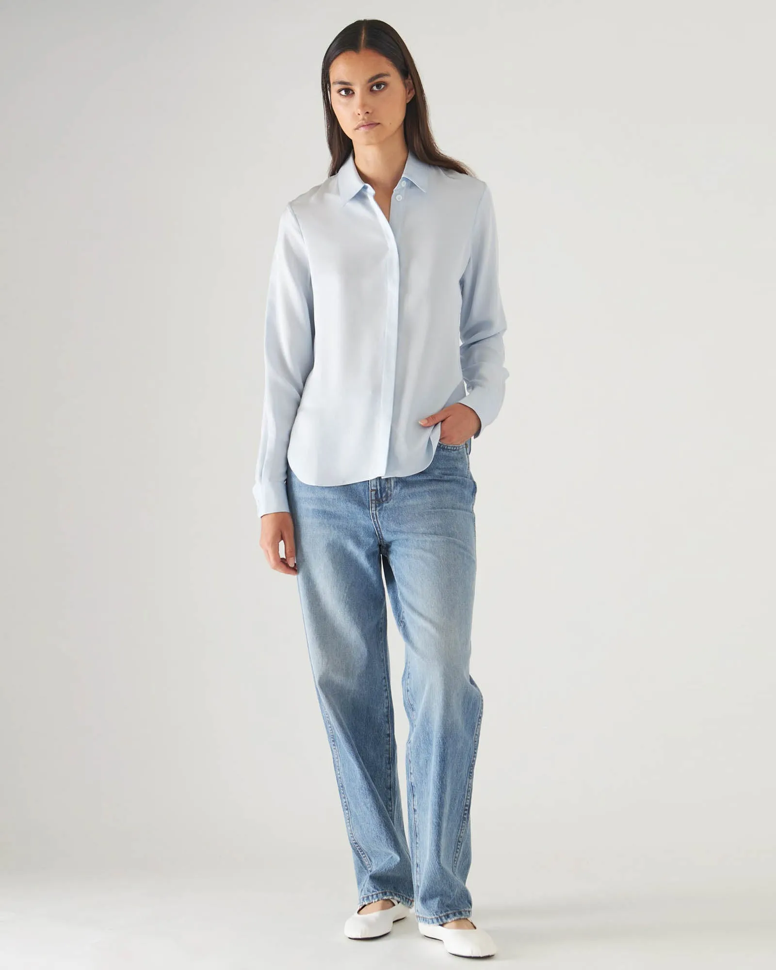 Silk Classic Shirt sold by TNT Fashion product image thumbnail 2