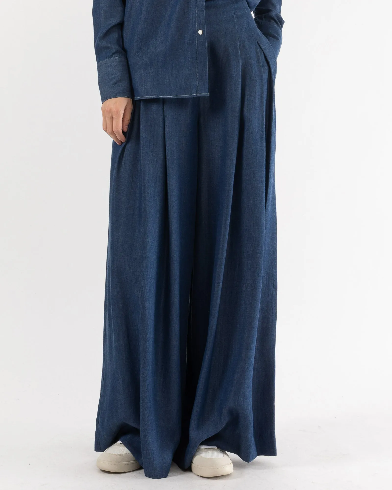 Drew Pants sold by TNT Fashion