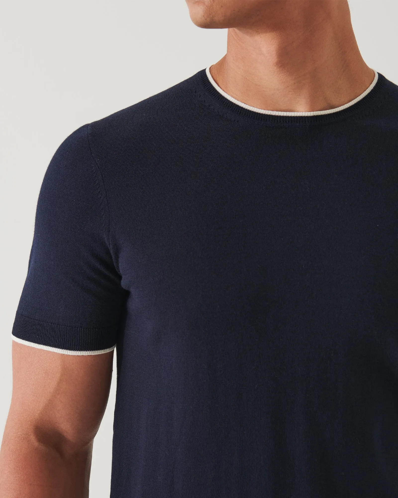 Short Sleeve Tipped Sweater sold by TNT Fashion product image thumbnail 3