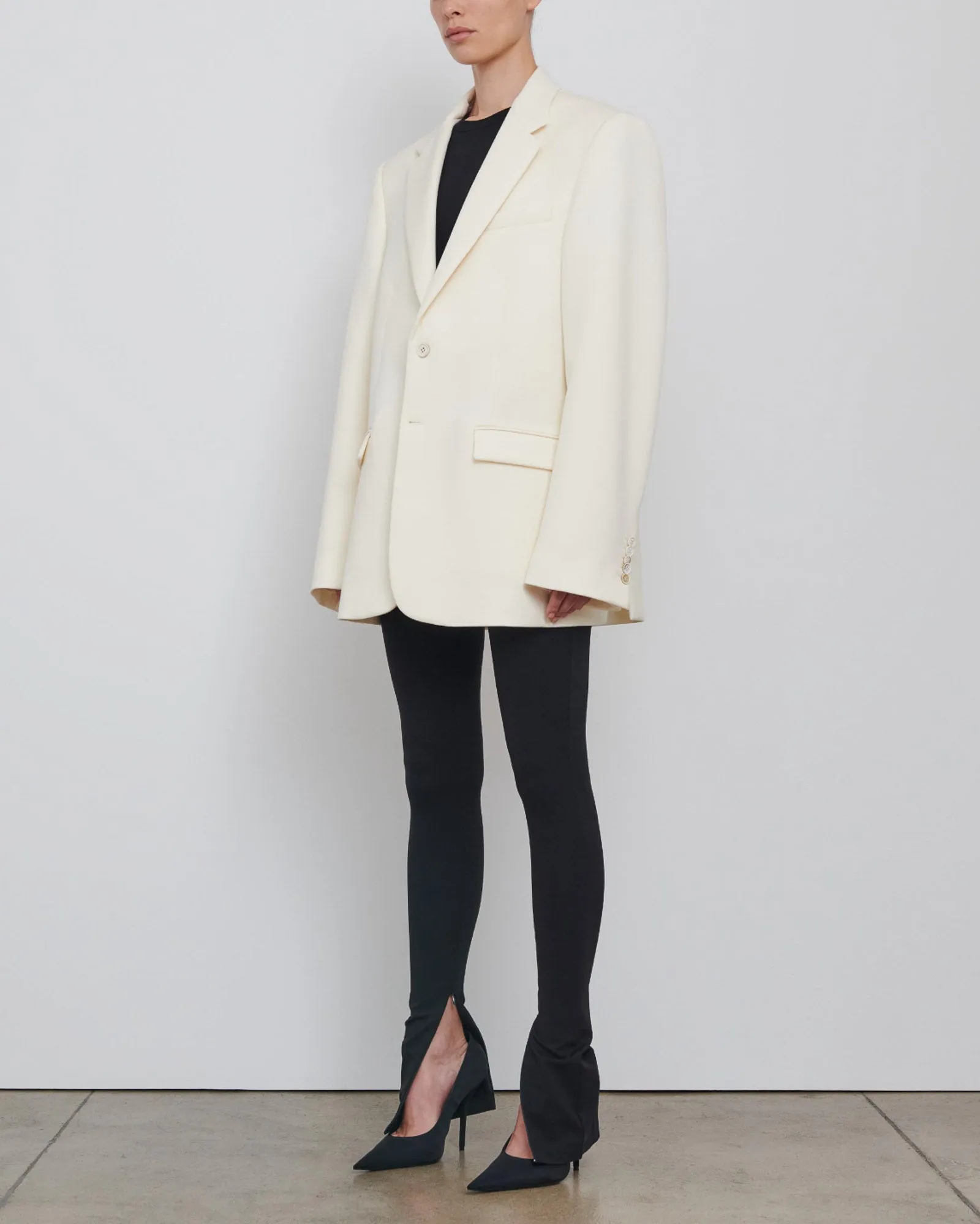 Oversize Blazer sold by TNT Fashion product image thumbnail 4