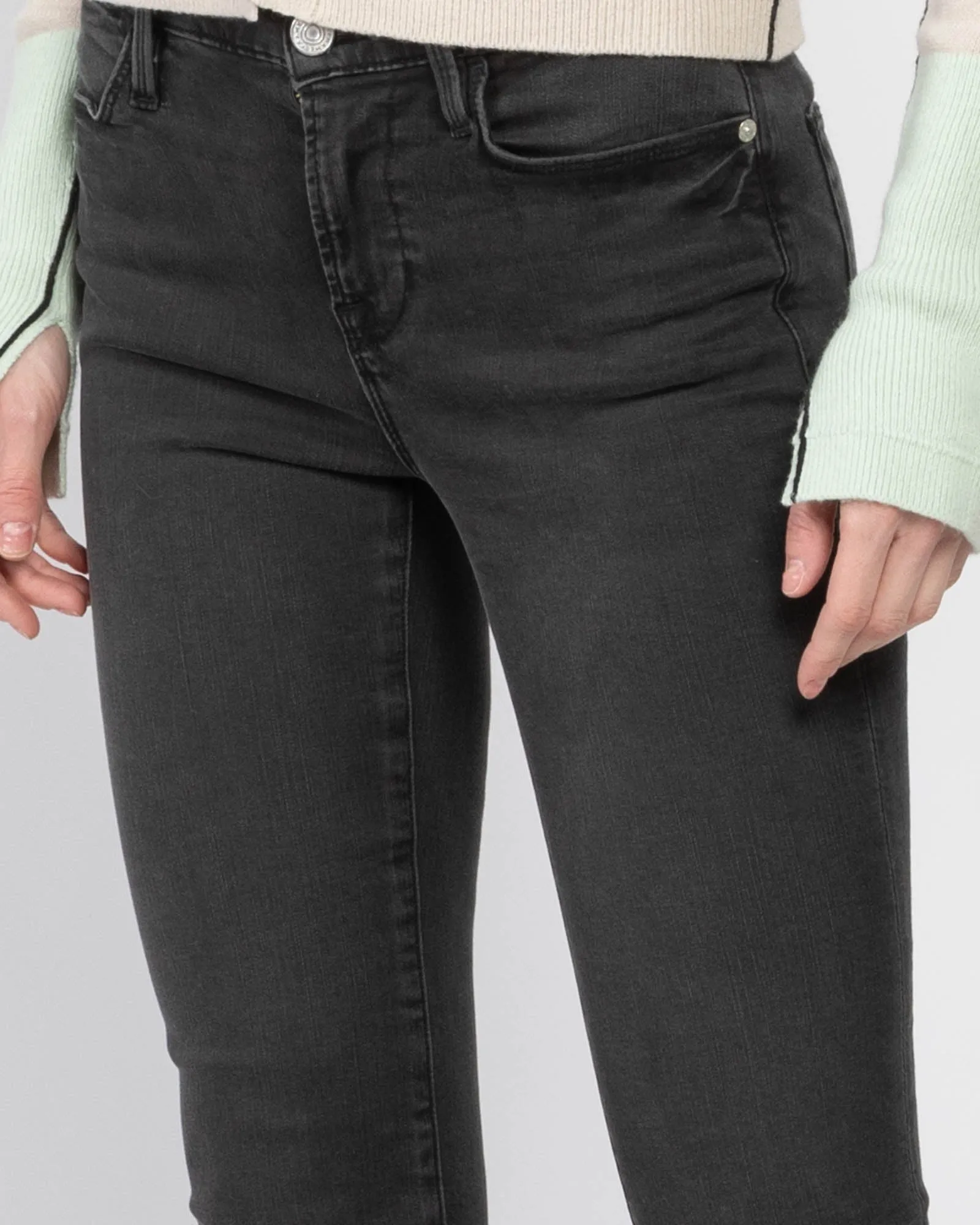 Le High Straight Jeans sold by TNT Fashion product image thumbnail 5