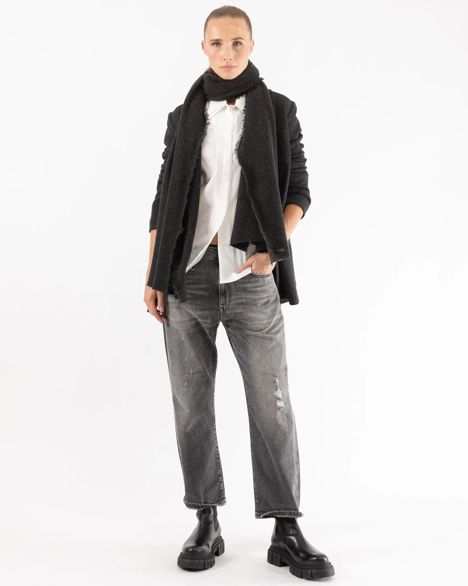 Panta Paride Pants sold by TNT Fashion product image thumbnail 4