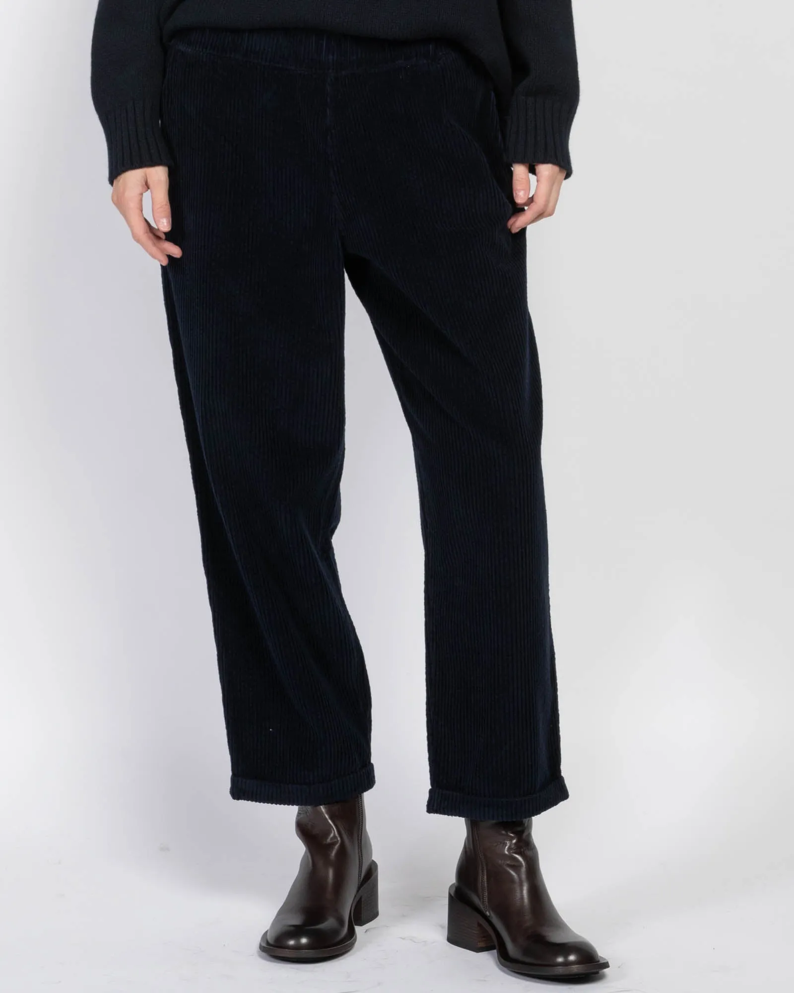 Panta Paride Pants sold by TNT Fashion