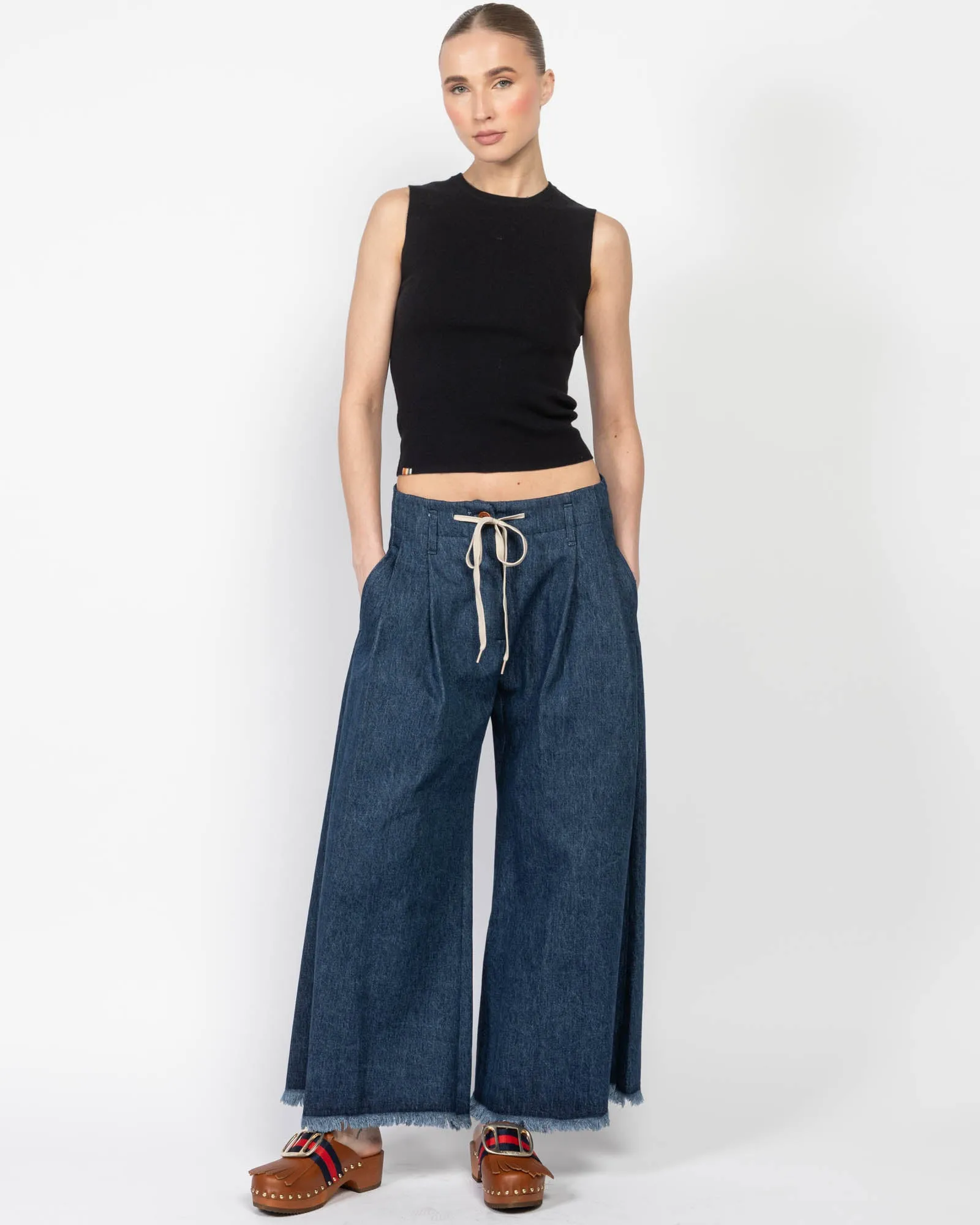 Antonie Jeans sold by TNT Fashion product image thumbnail 2