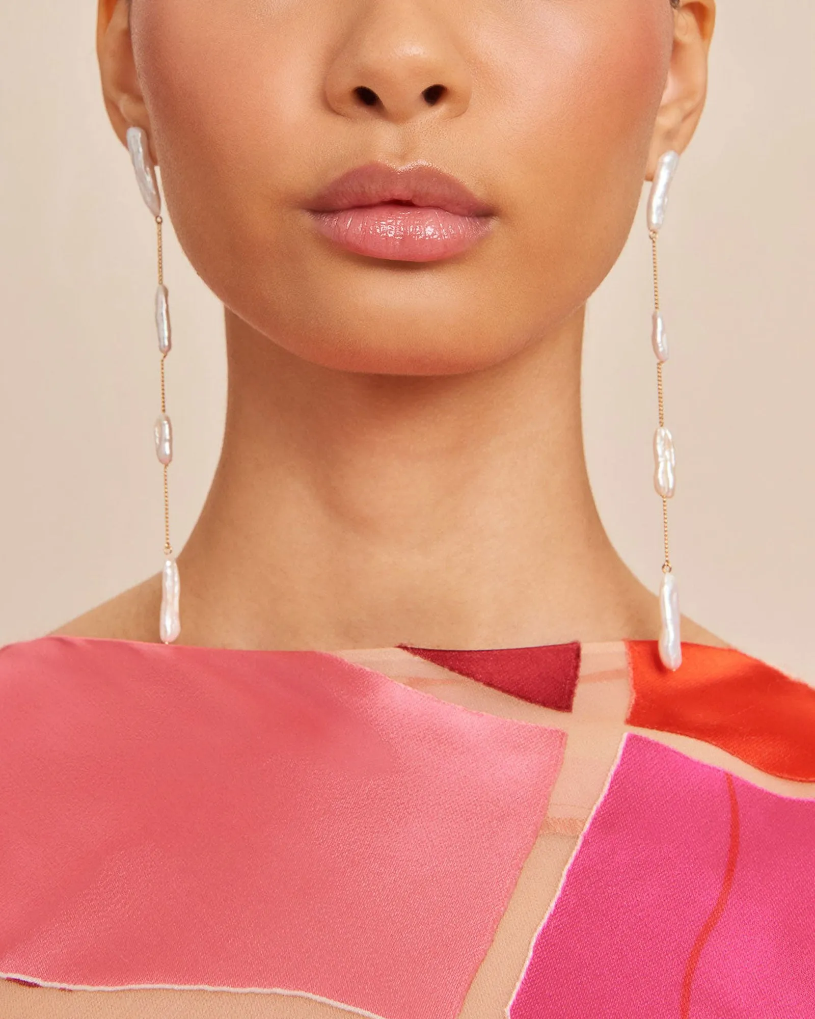 Amun Earrings sold by TNT Fashion product image thumbnail 2