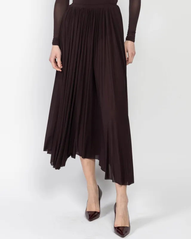 Skirt sold by TNT Fashion
