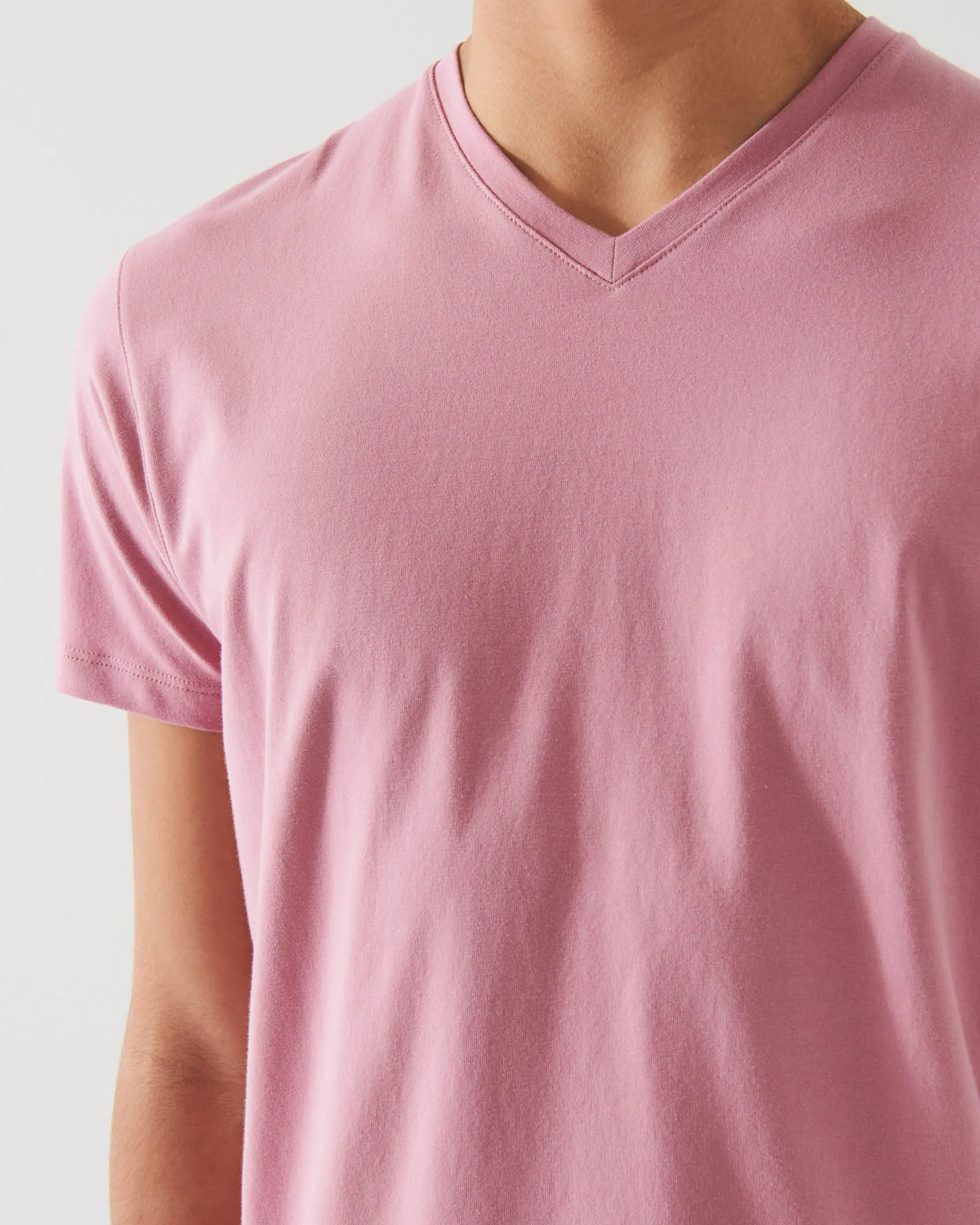 Short Sleeve V-Neck Stretch Tee sold by TNT Fashion product image thumbnail 4
