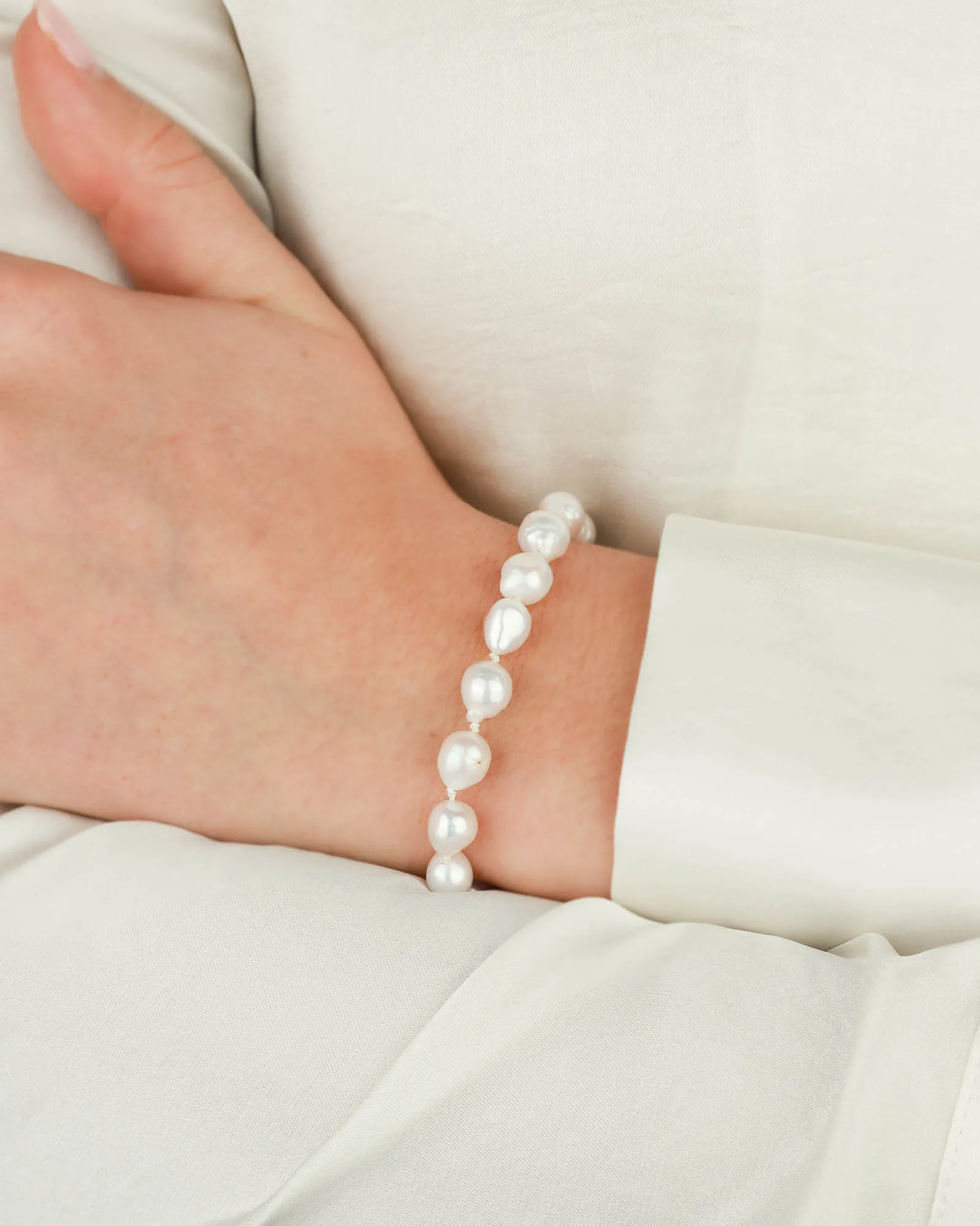 Pearl Toggle Bracelet sold by Blue Ruby product image thumbnail 4