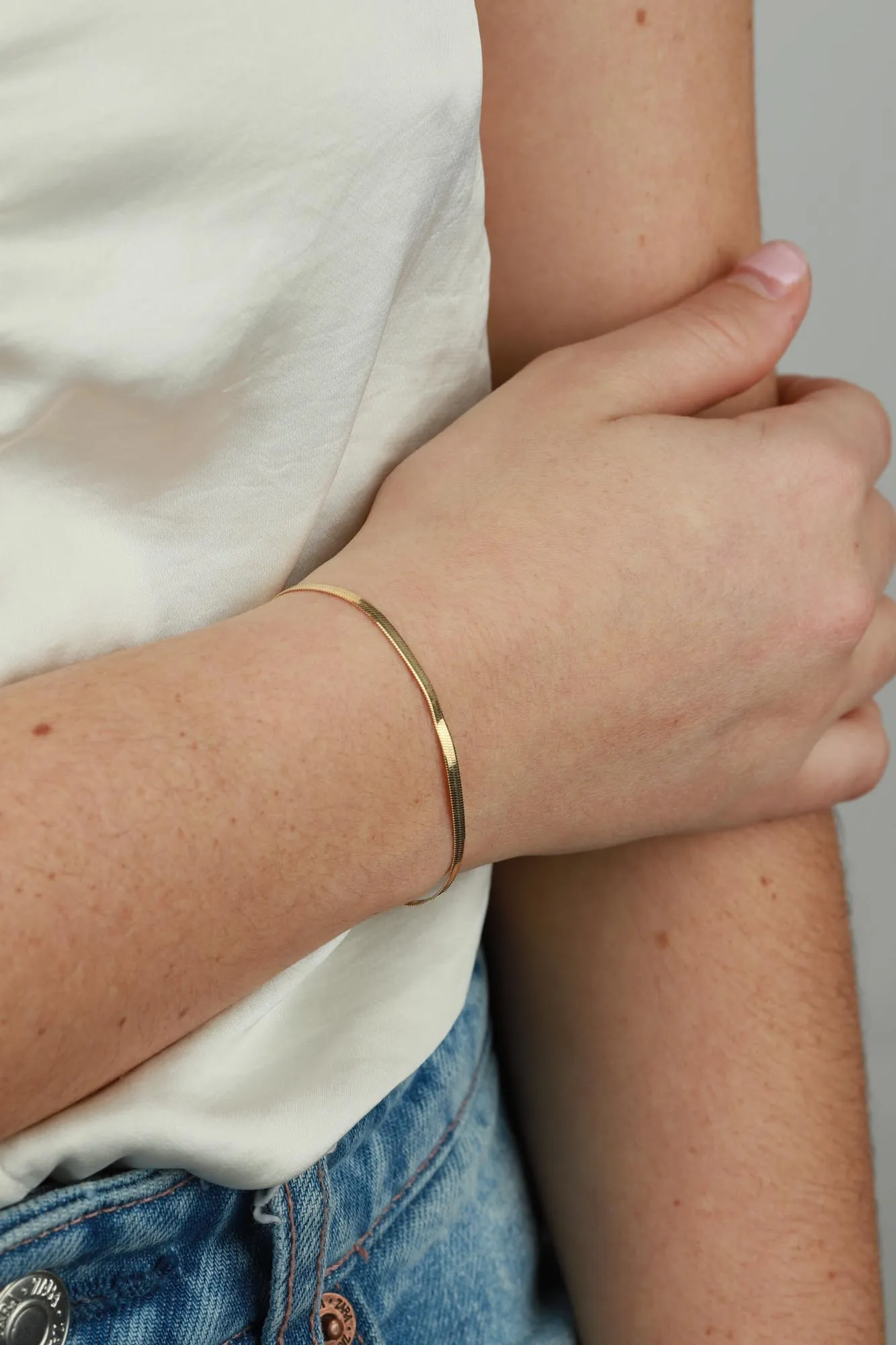 Thin Herringbone Chain Bracelet sold by Blue Ruby product image thumbnail 2