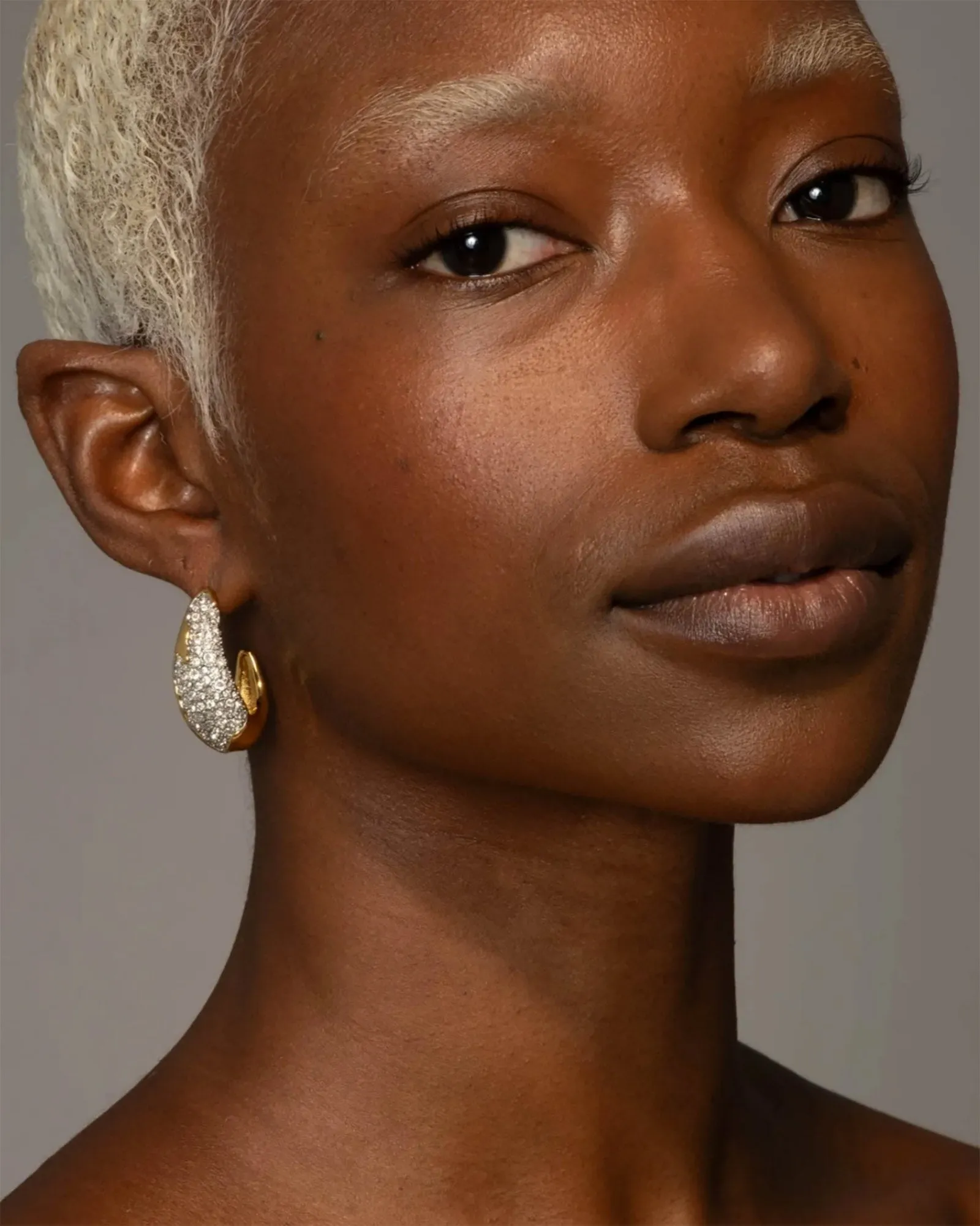 Solanales Crystal Hoop Earring sold by Blue Ruby product image thumbnail 3