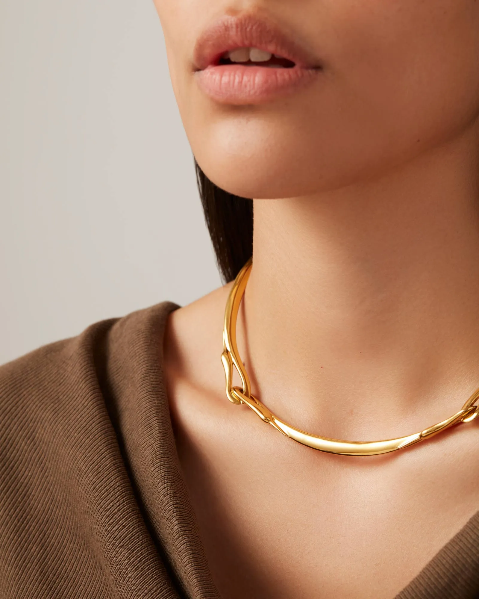 Lisieux Collar sold by Blue Ruby product image thumbnail 2