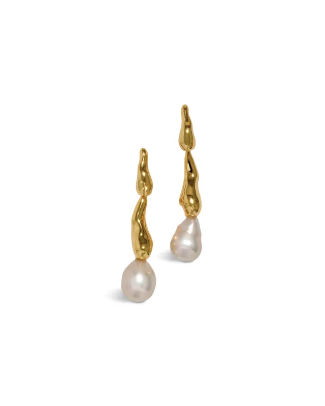Perla Freshwater Pearl Drippy
Earrings sold by Blue Ruby