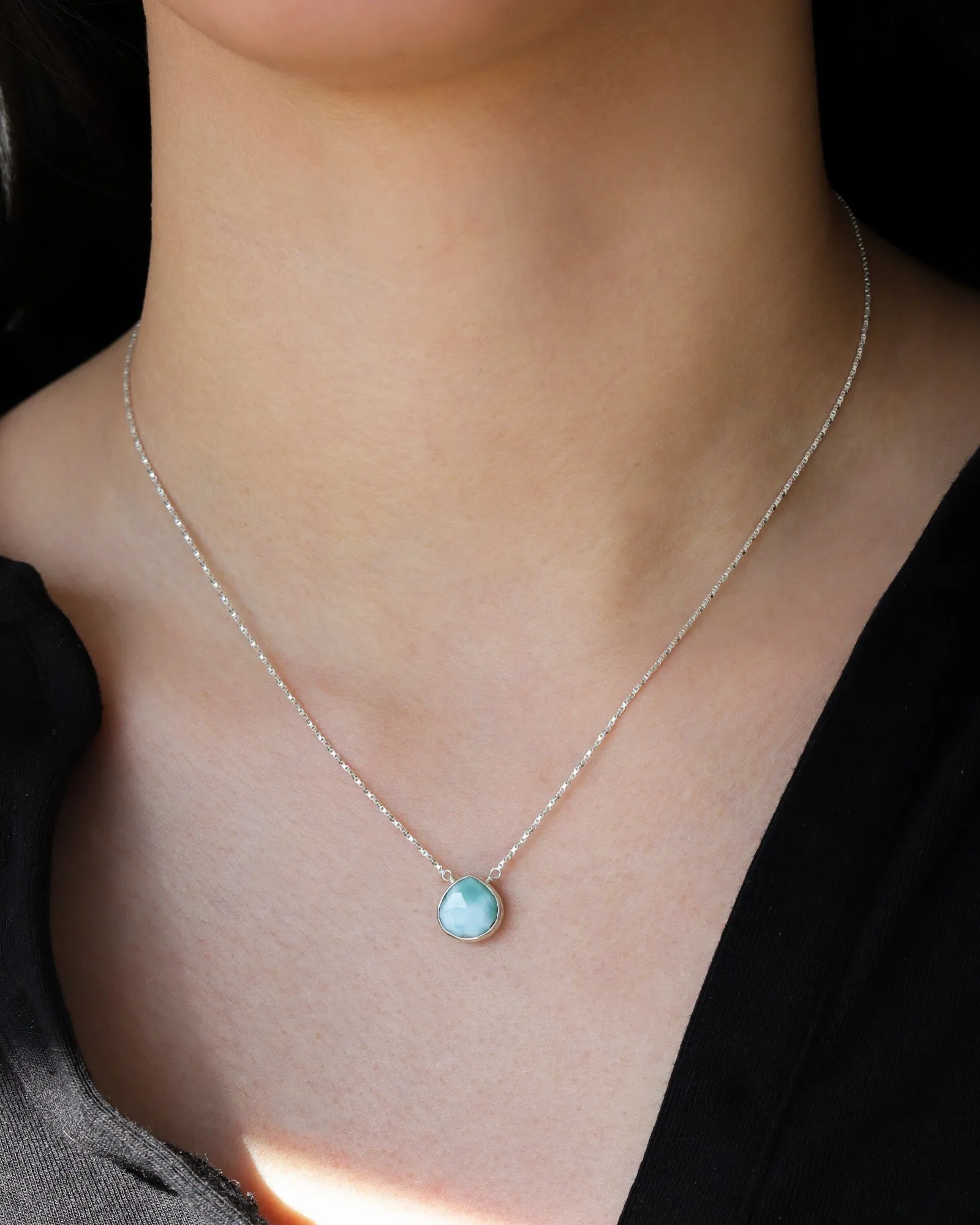 Heart Bezel Stone Box Chain Necklace sold by Blue Ruby product image thumbnail 2