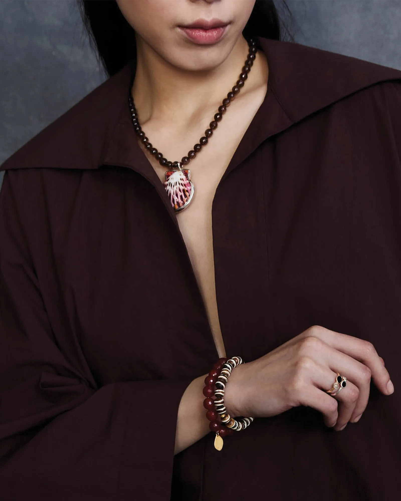 Bezel Shell Stone Necklace sold by Blue Ruby product image thumbnail 2