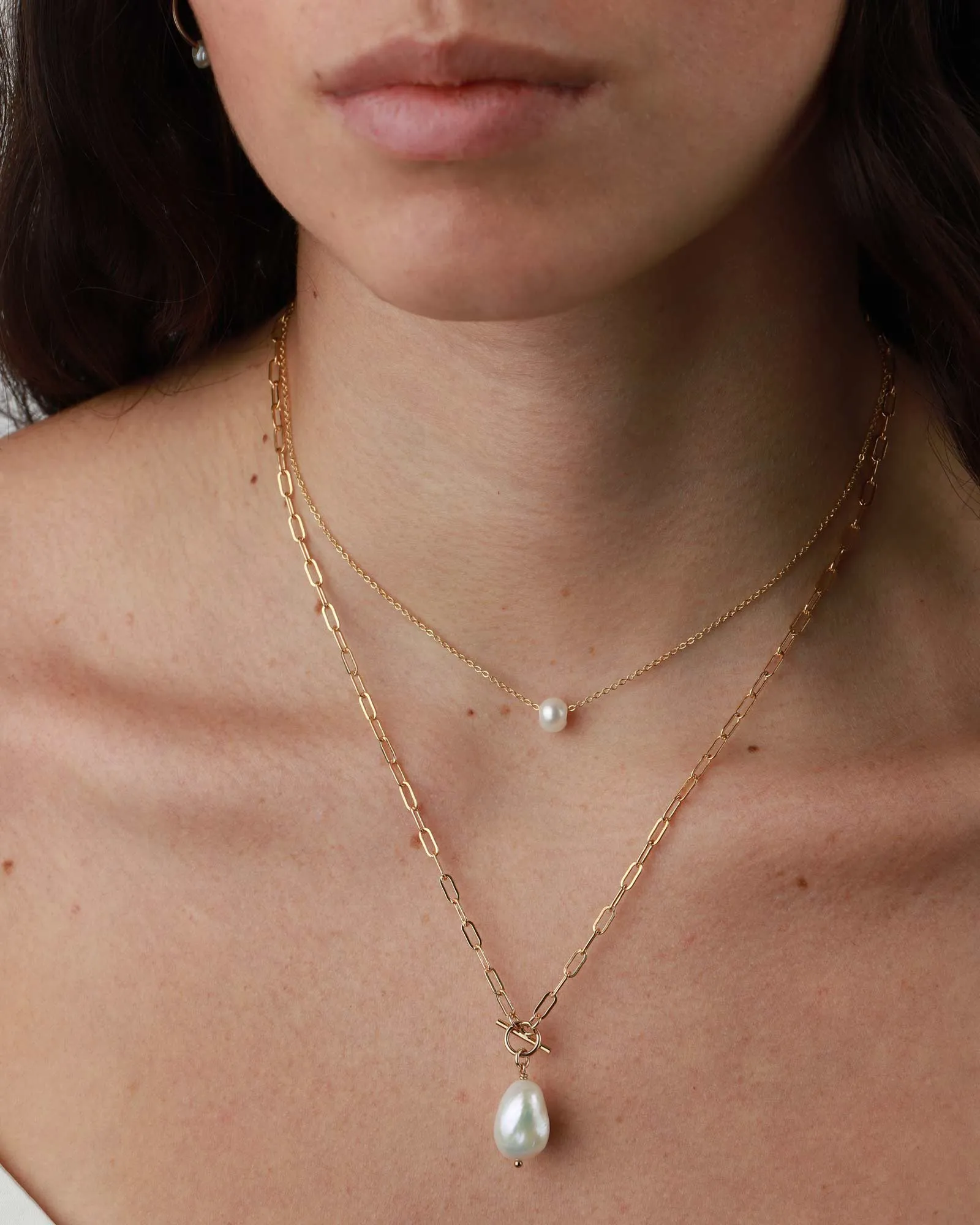 Pearl East-West Necklace sold by Blue Ruby product image thumbnail 2