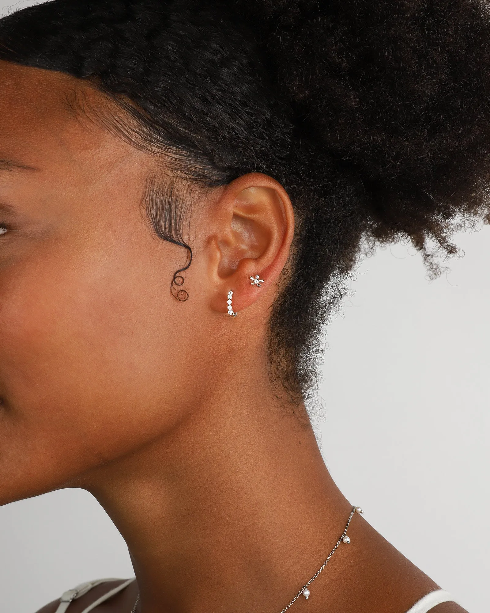 Daisy Stud sold by Blue Ruby product image thumbnail 2