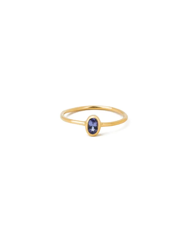 Oval Stone Ring | 6mm made by Blue Ruby
