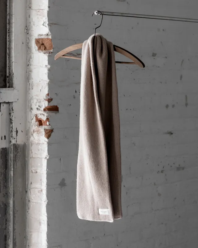 The Merino/Cashmere Scarf sold by Ecologyst
