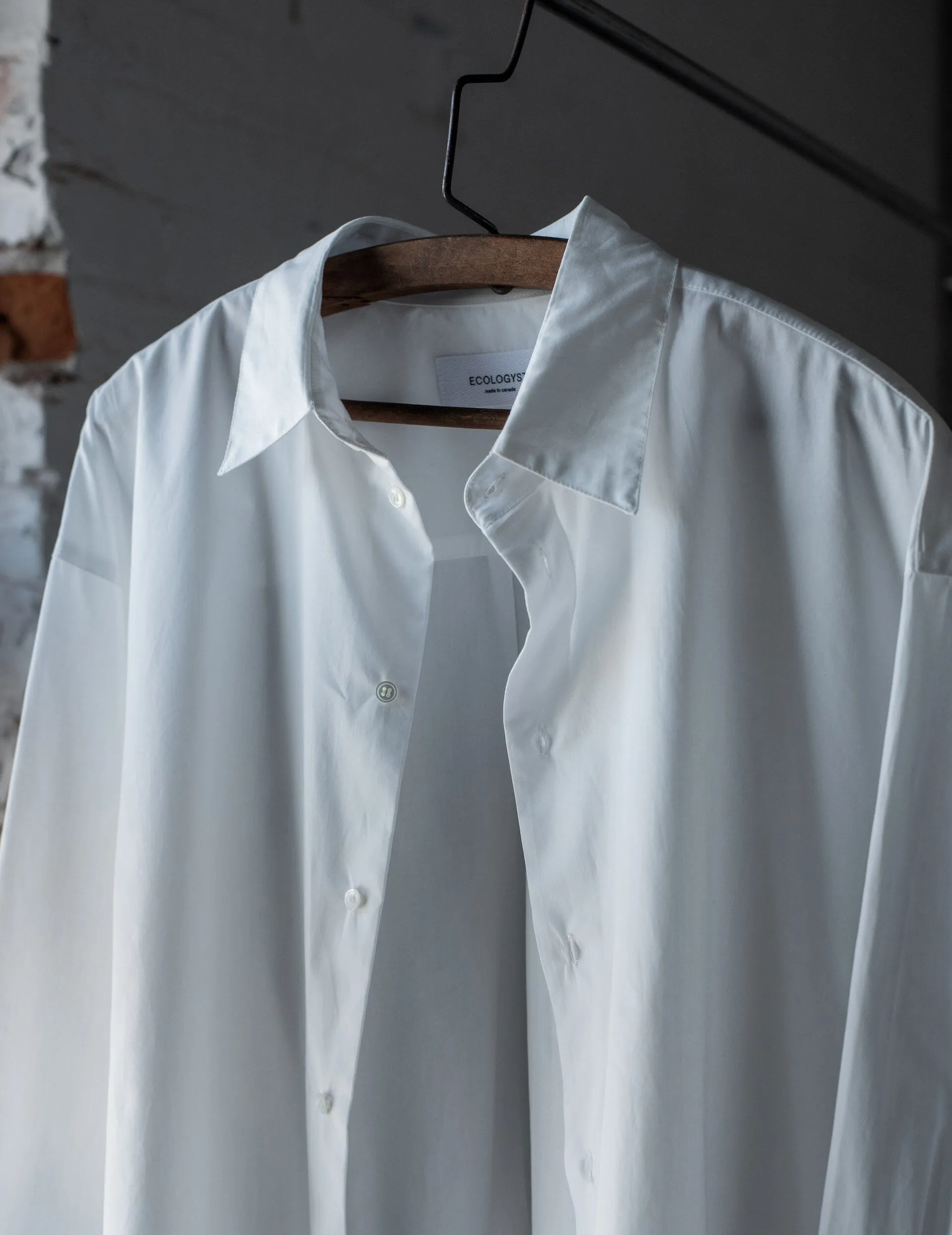 The Womens Organic Poplin Shirt sold by Ecologyst product image thumbnail 4