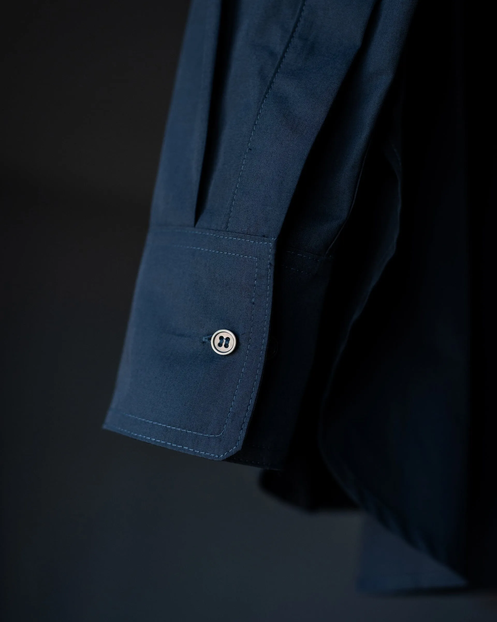 The Womens Organic Poplin Shirt sold by Ecologyst product image thumbnail 4