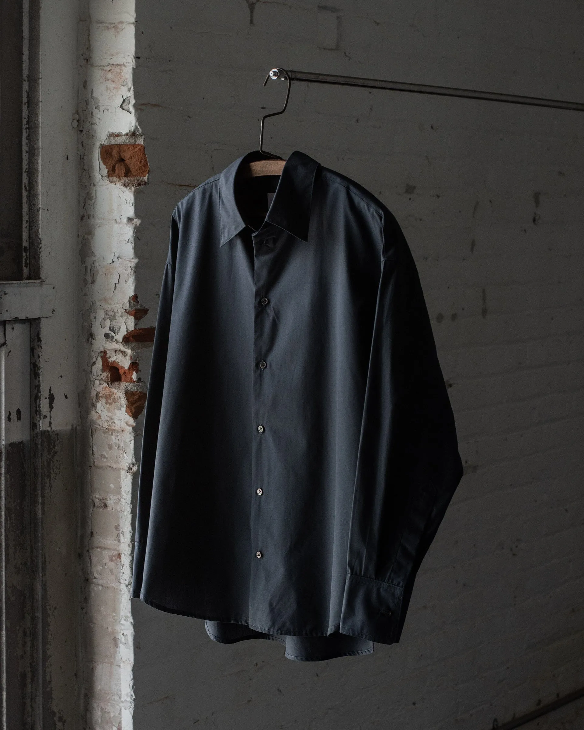 The Womens Organic Poplin Shirt sold by Ecologyst