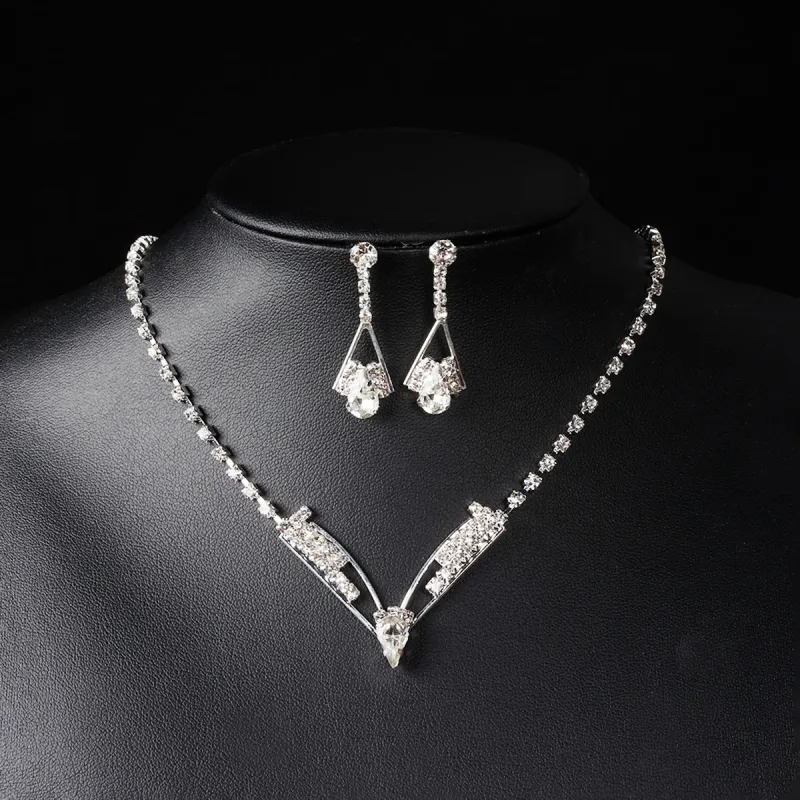 Flash Diamond Tassel Necklace Luxury Dress Accessories Dinner Clavicle Necklace CN183 sold by ChicSew