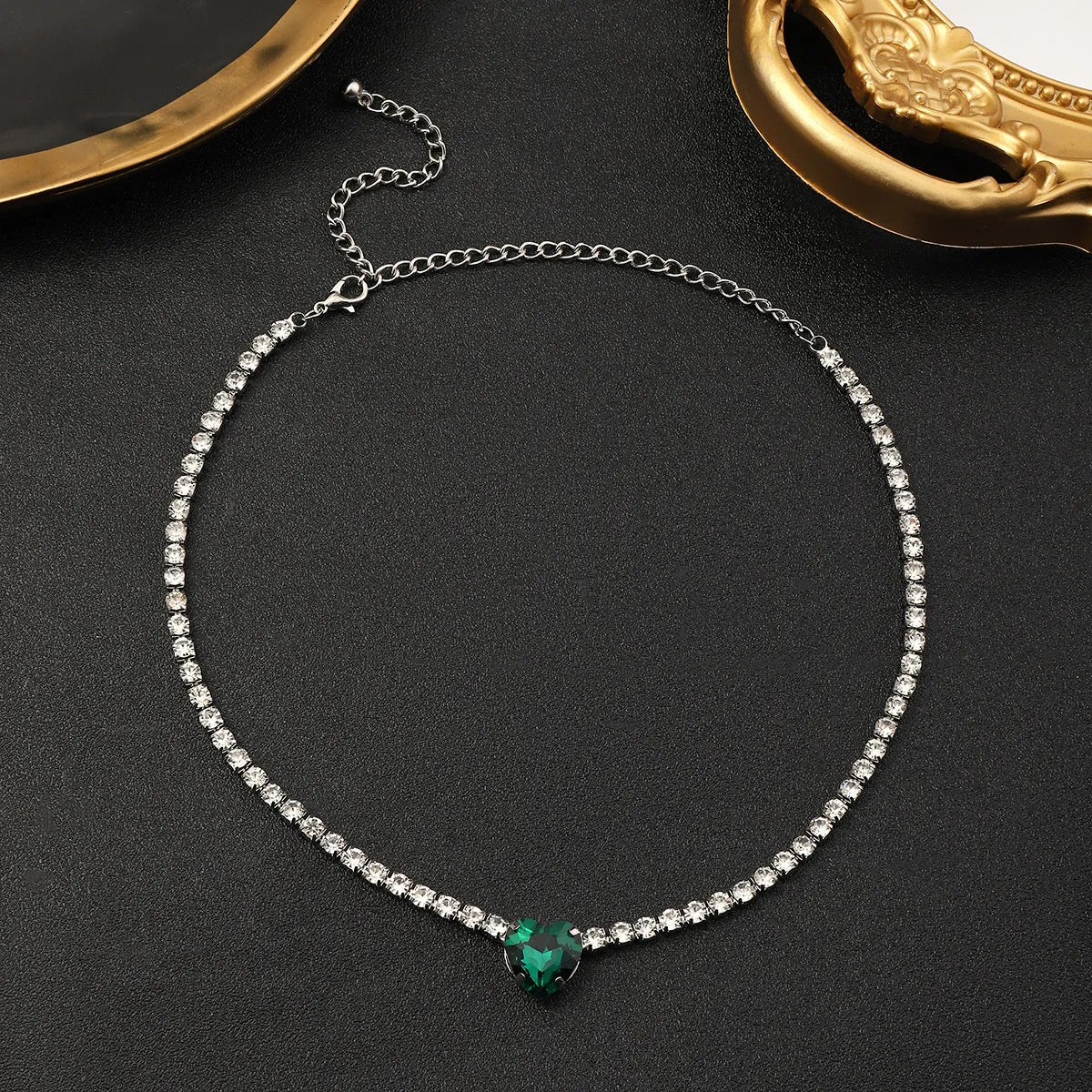 Luxury Emerald Love-shaped Necklace Clavicle Chain ins Necklace CN04 sold by ChicSew product image thumbnail 4